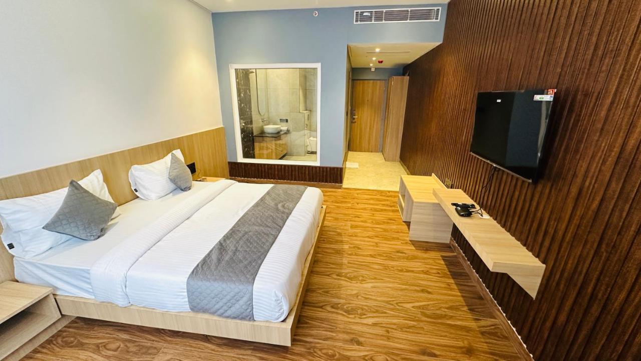 Wells Hotel Varanasi