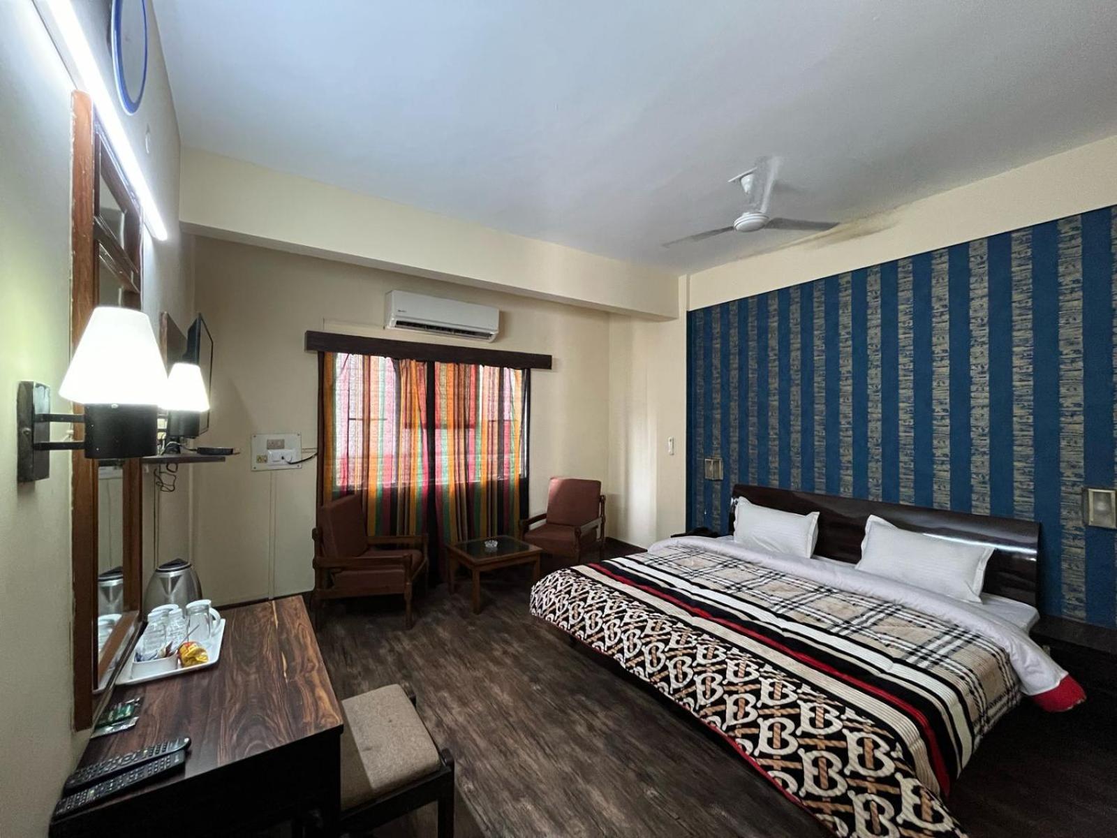 Gautam 2* Varanasi