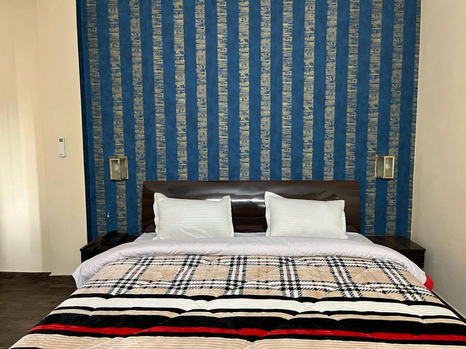 Hotel Gautam