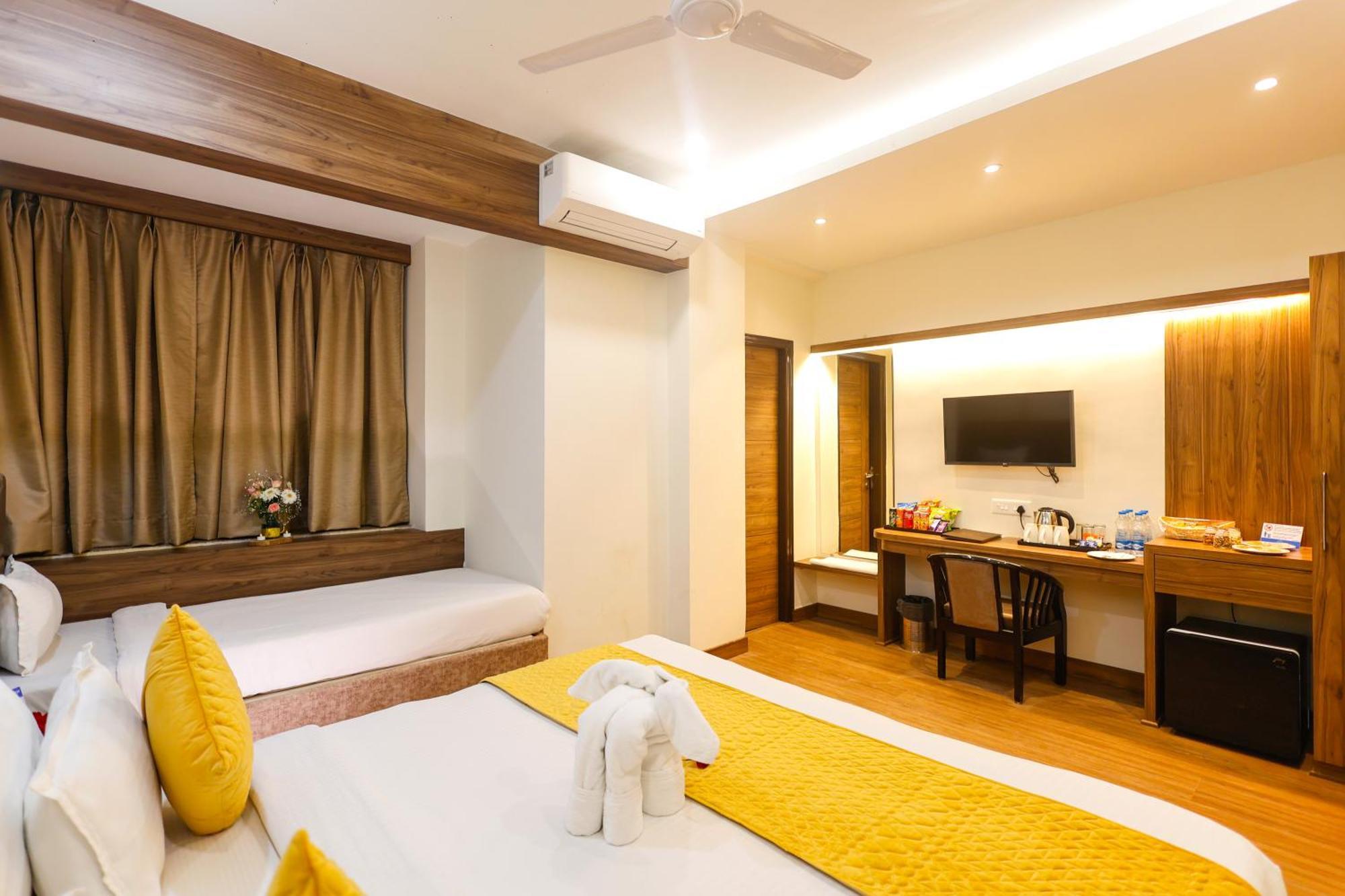 Hotel Dolphin International 3*