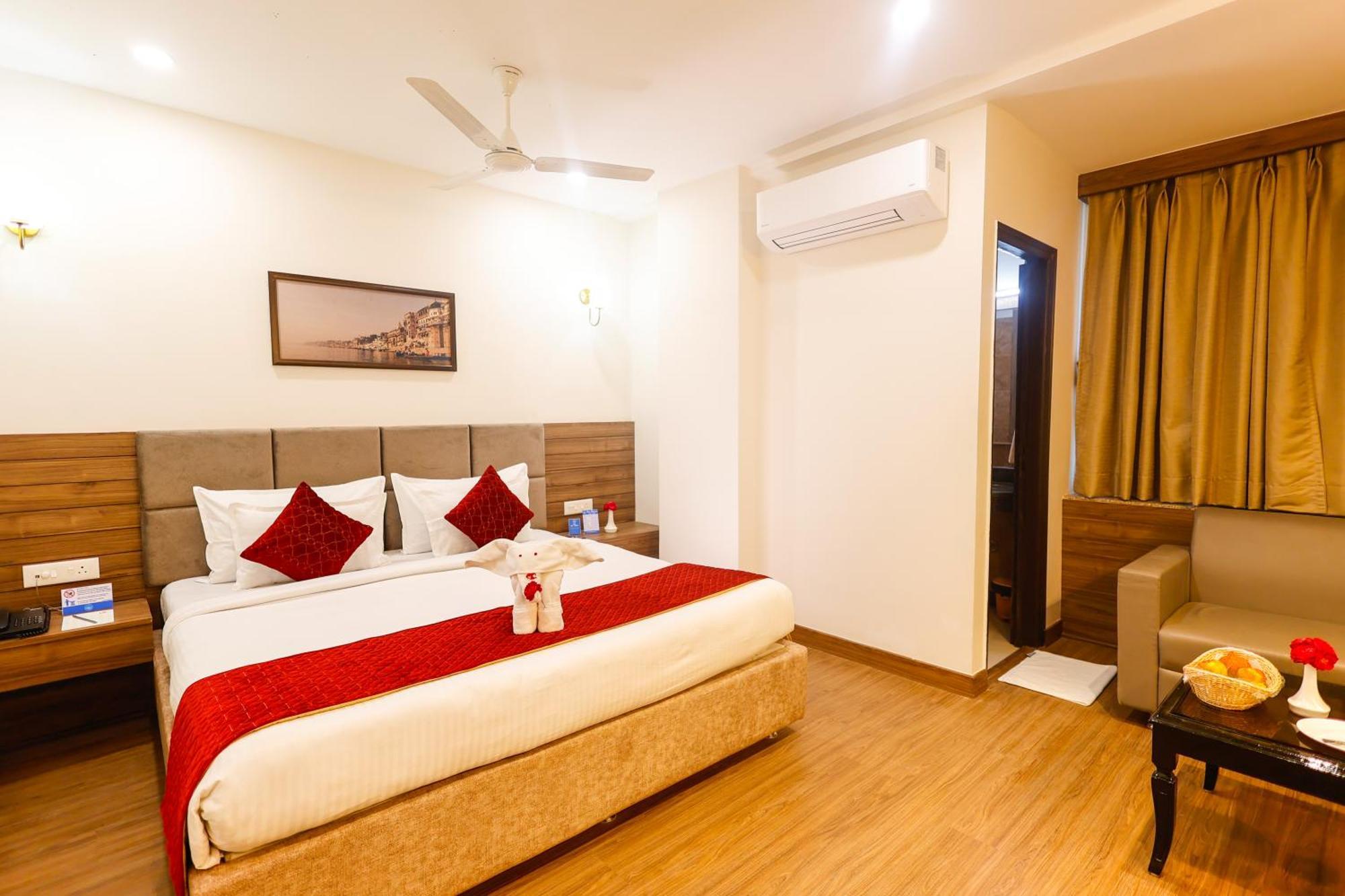 Hotel Dolphin International Varanasi