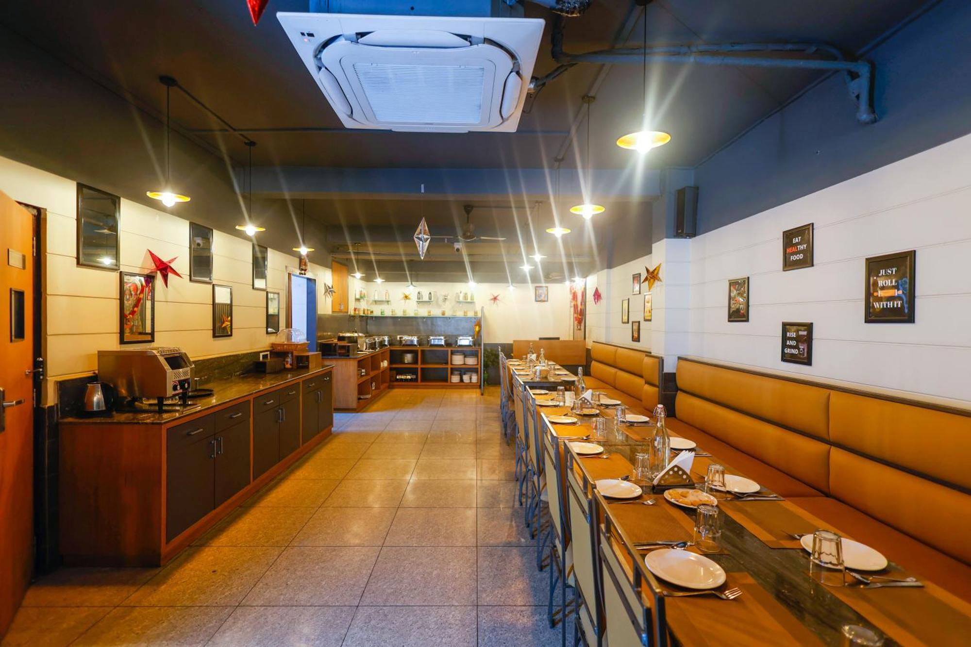 Dolphin International Hotel Varanasi