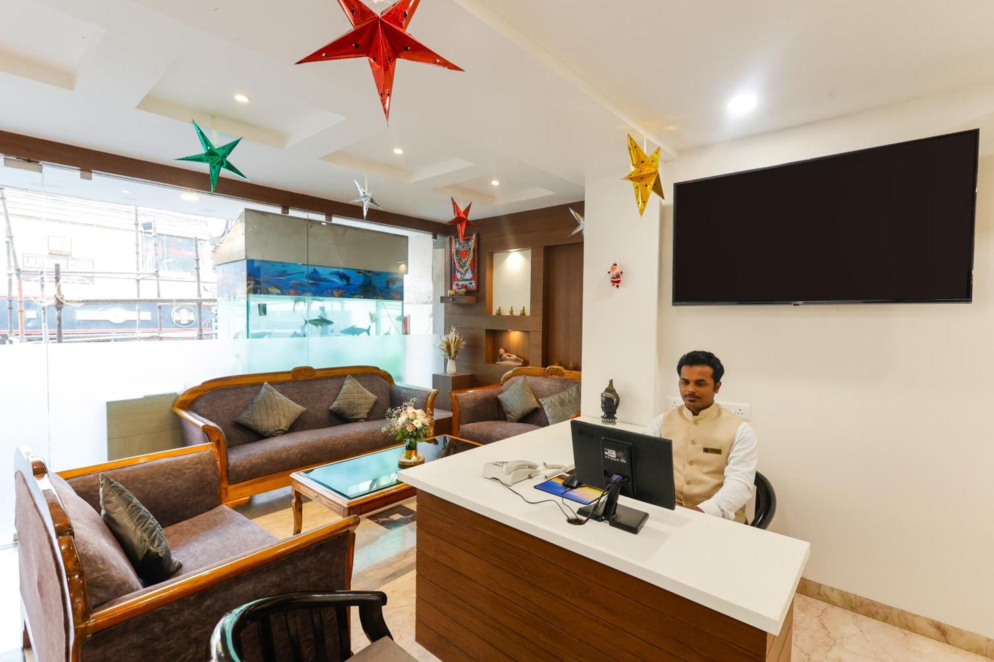 Hotel Dolphin International 3*