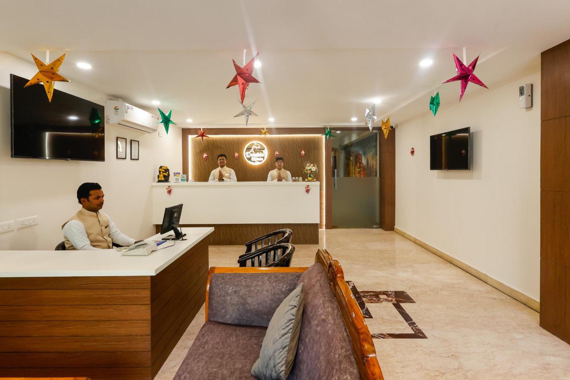 Dolphin International Hotel