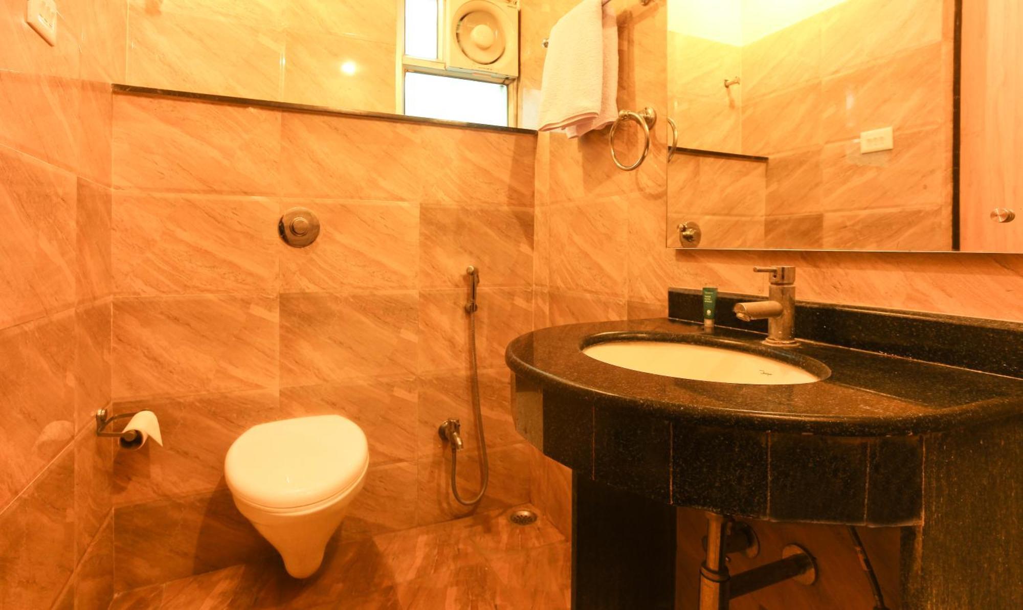 Janki International Hotel Varanasi