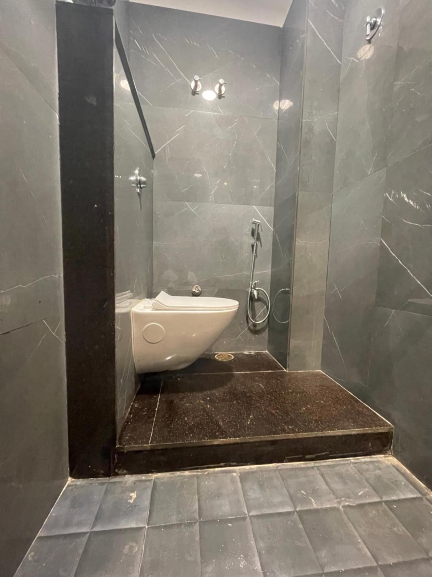 Vishwanath Hotel Varanasi