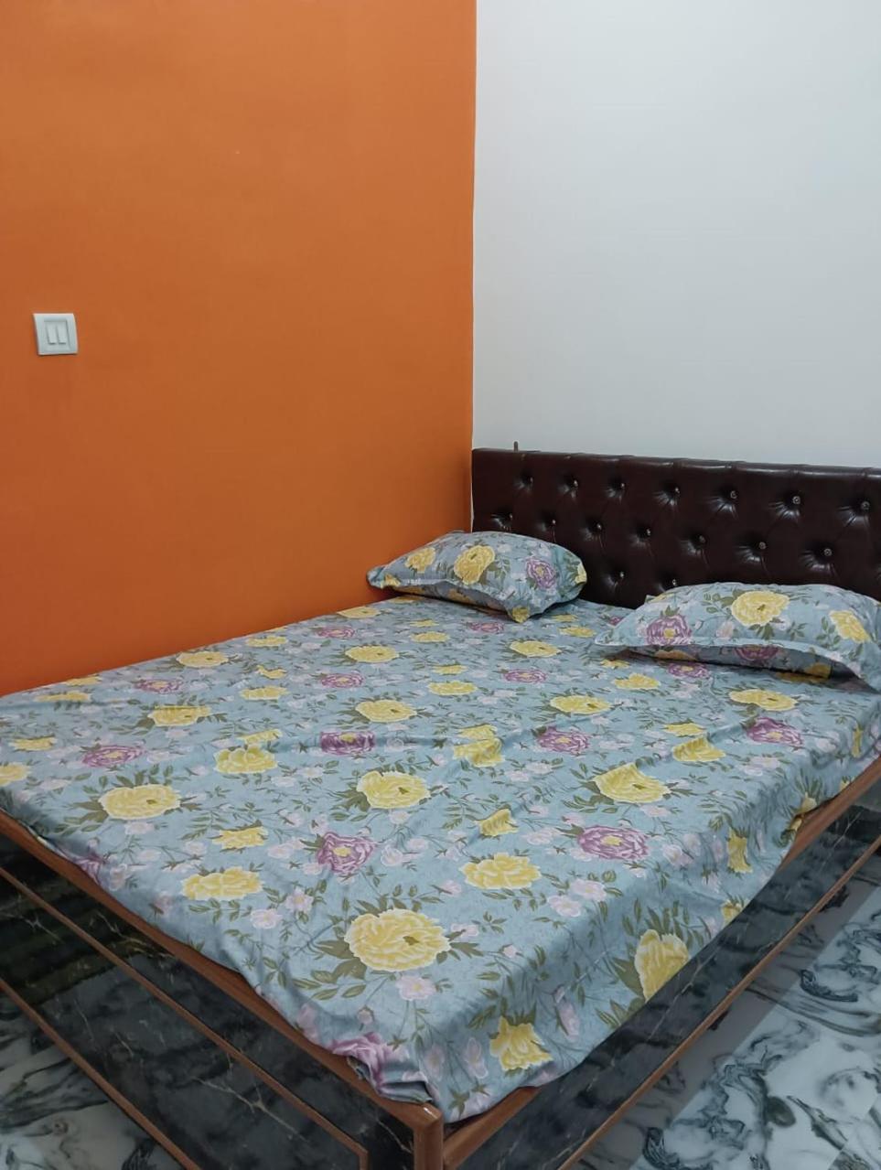 Lakshman Guest house Varanasi