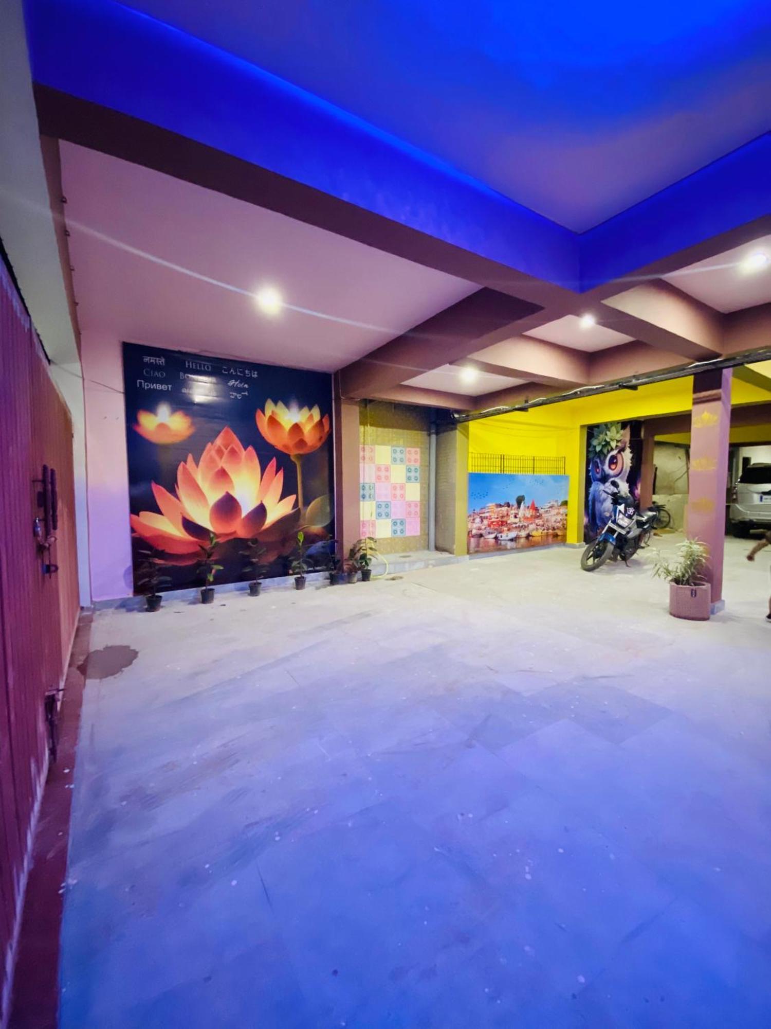 Hotel Golden Lotus Varanasi