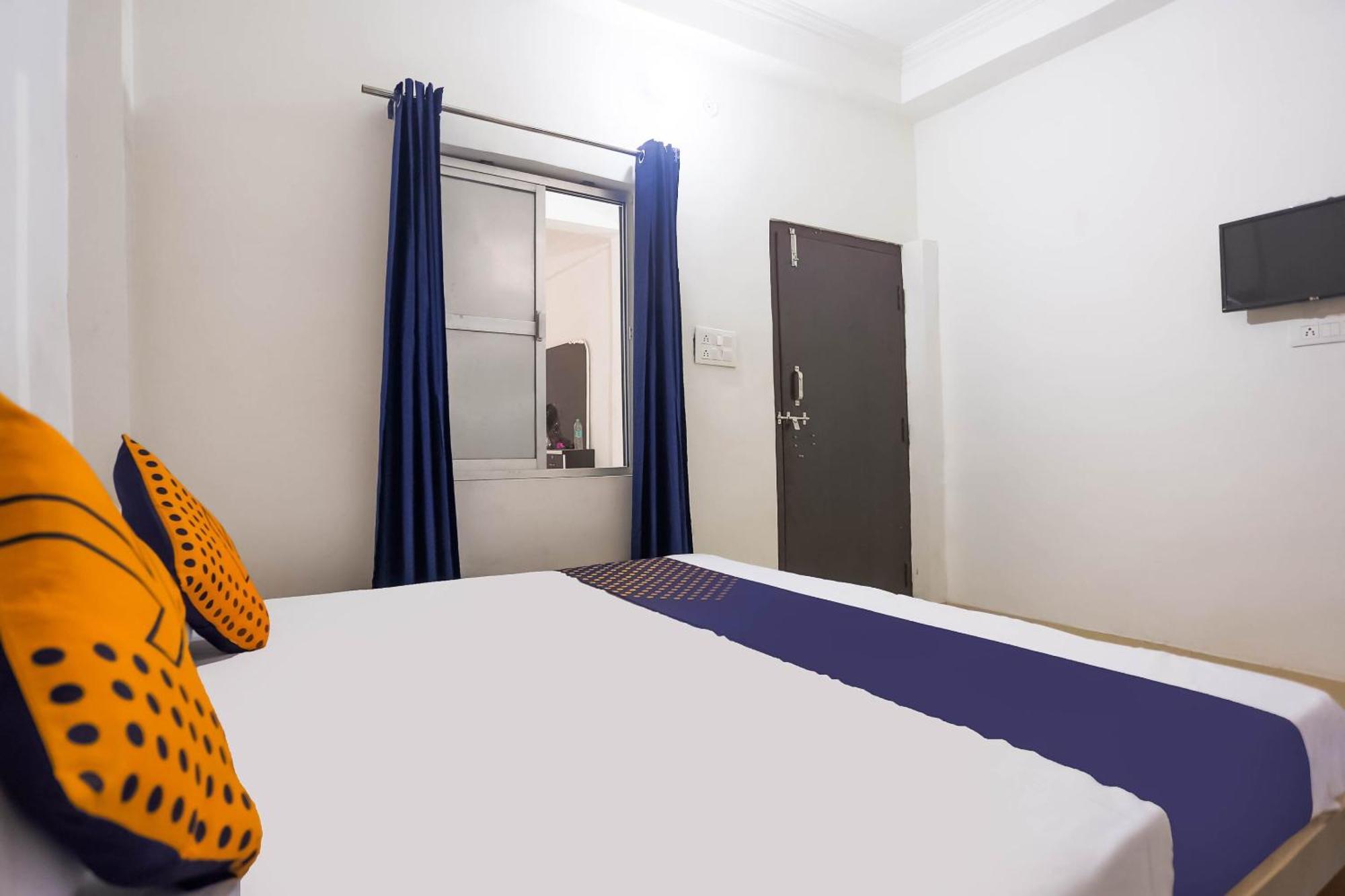 Spot On Shree Ganga Seva Paying Hotel 2*