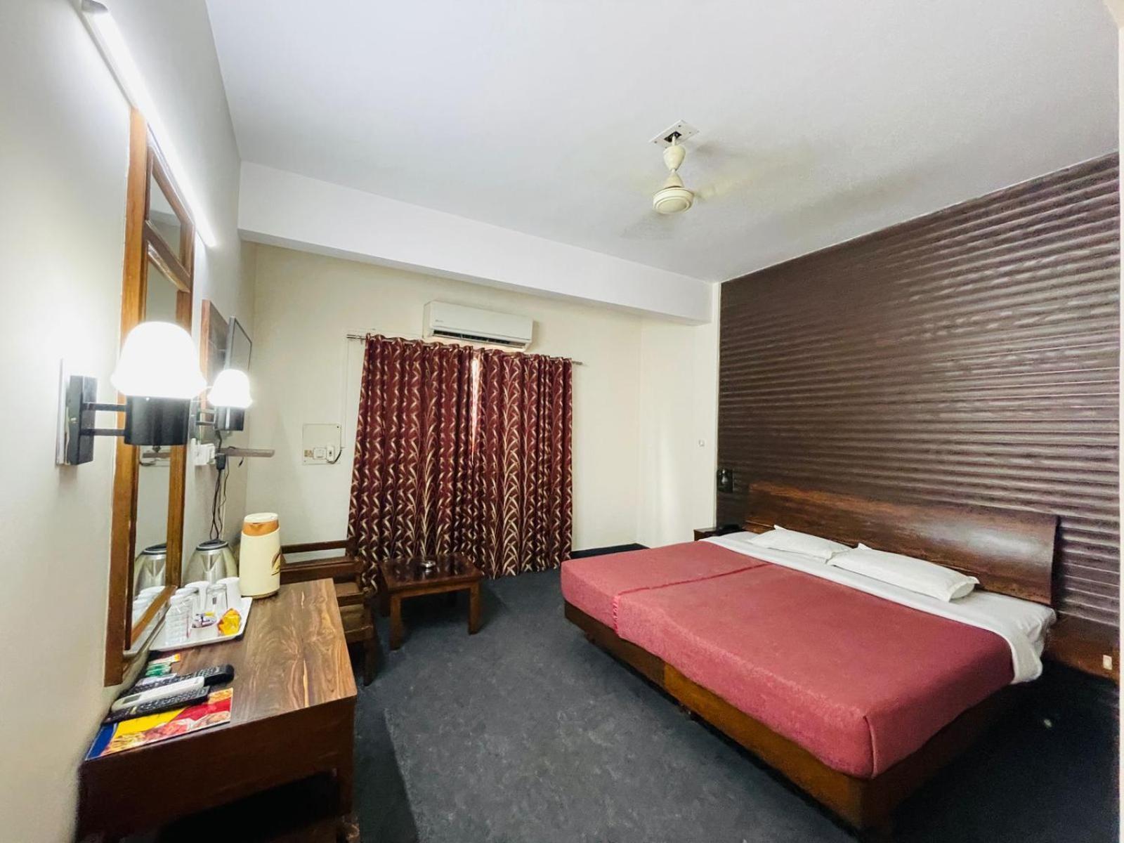 Hotel Gautam