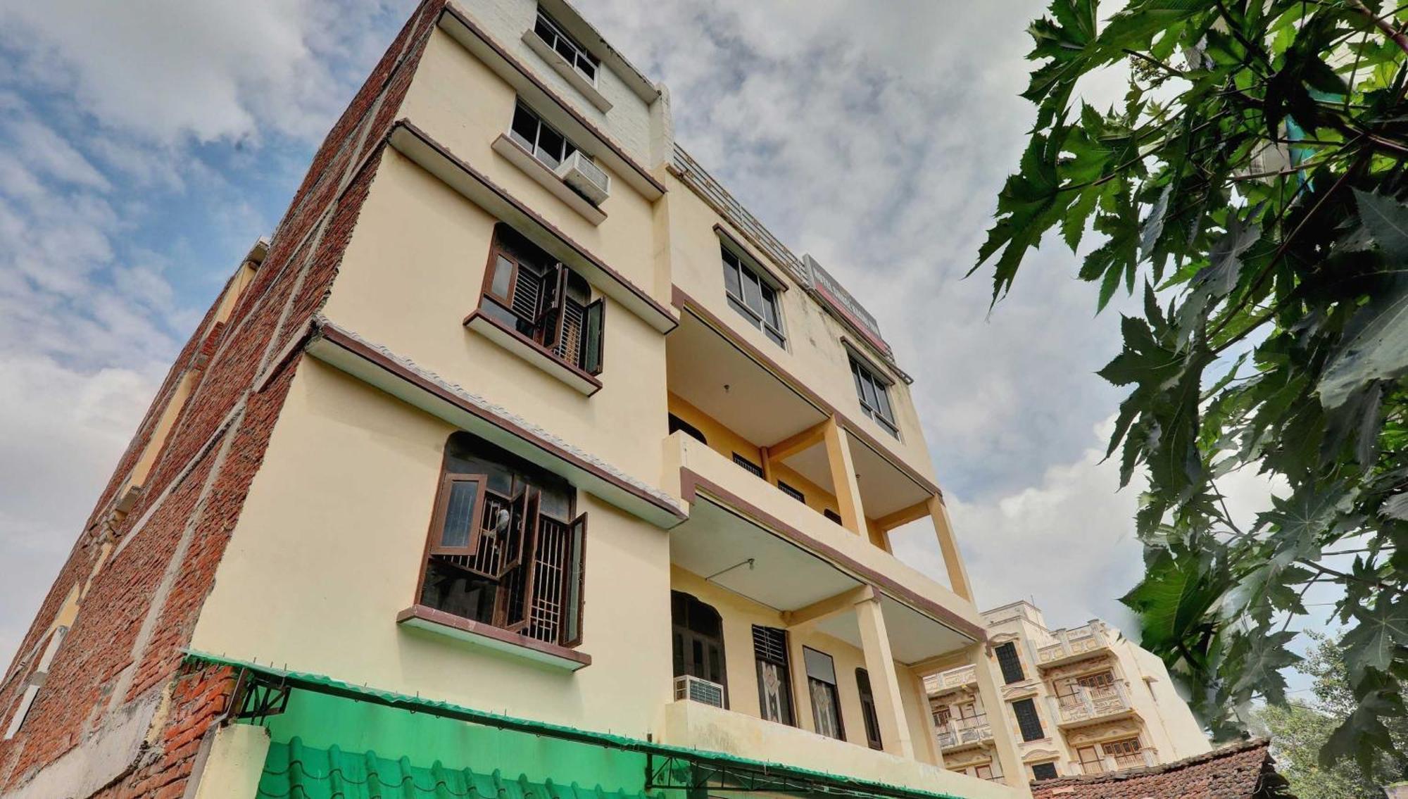 Flagship Shree Kashi Hotel