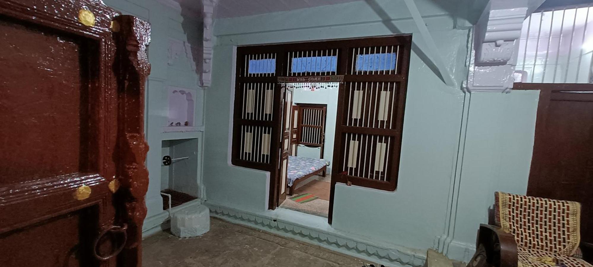 Feel Aesthetic Kashi Guest house *