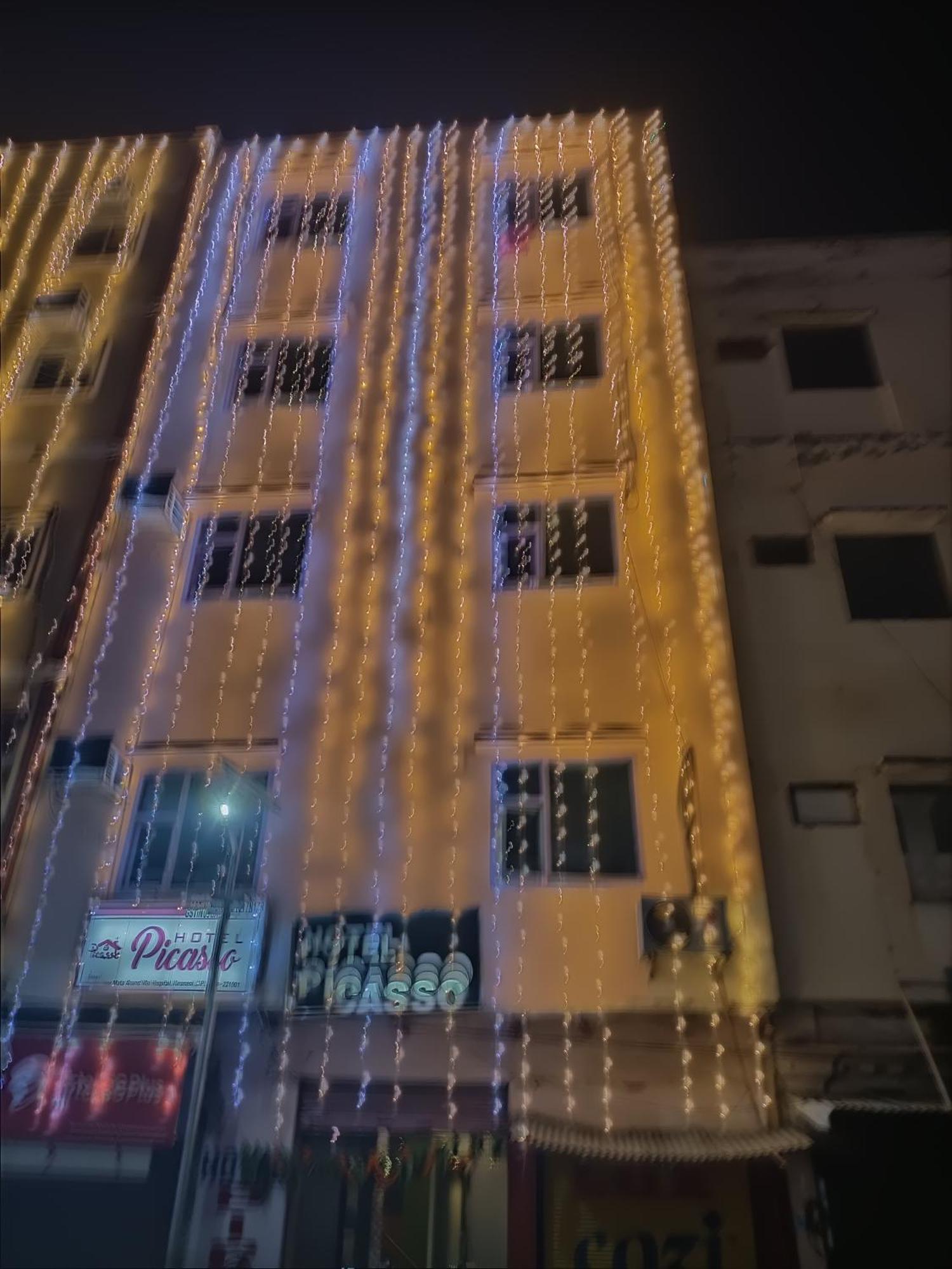 Hotel Picasso Prime Location