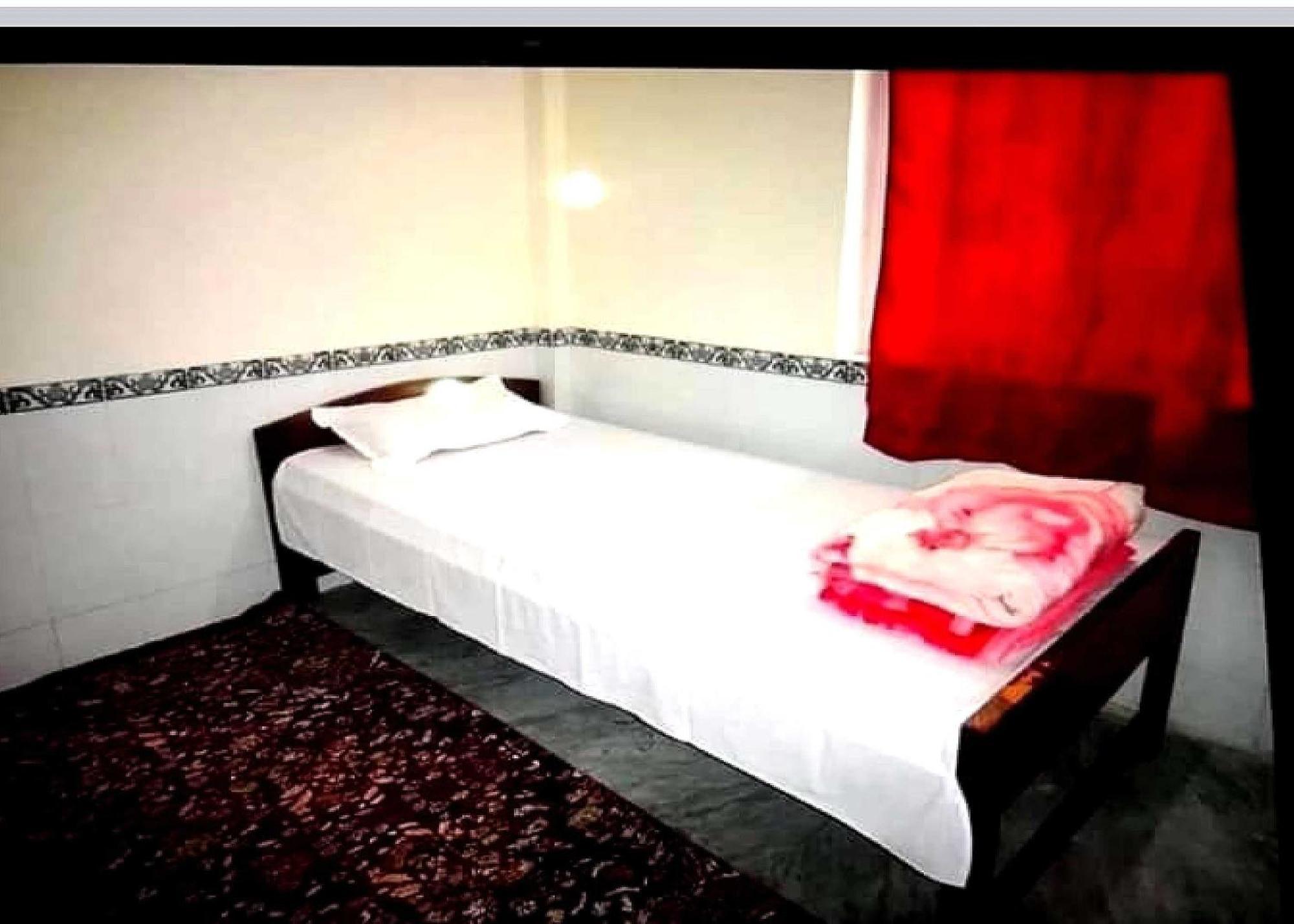Spot On D C Medi Centre Hotel Varanasi
