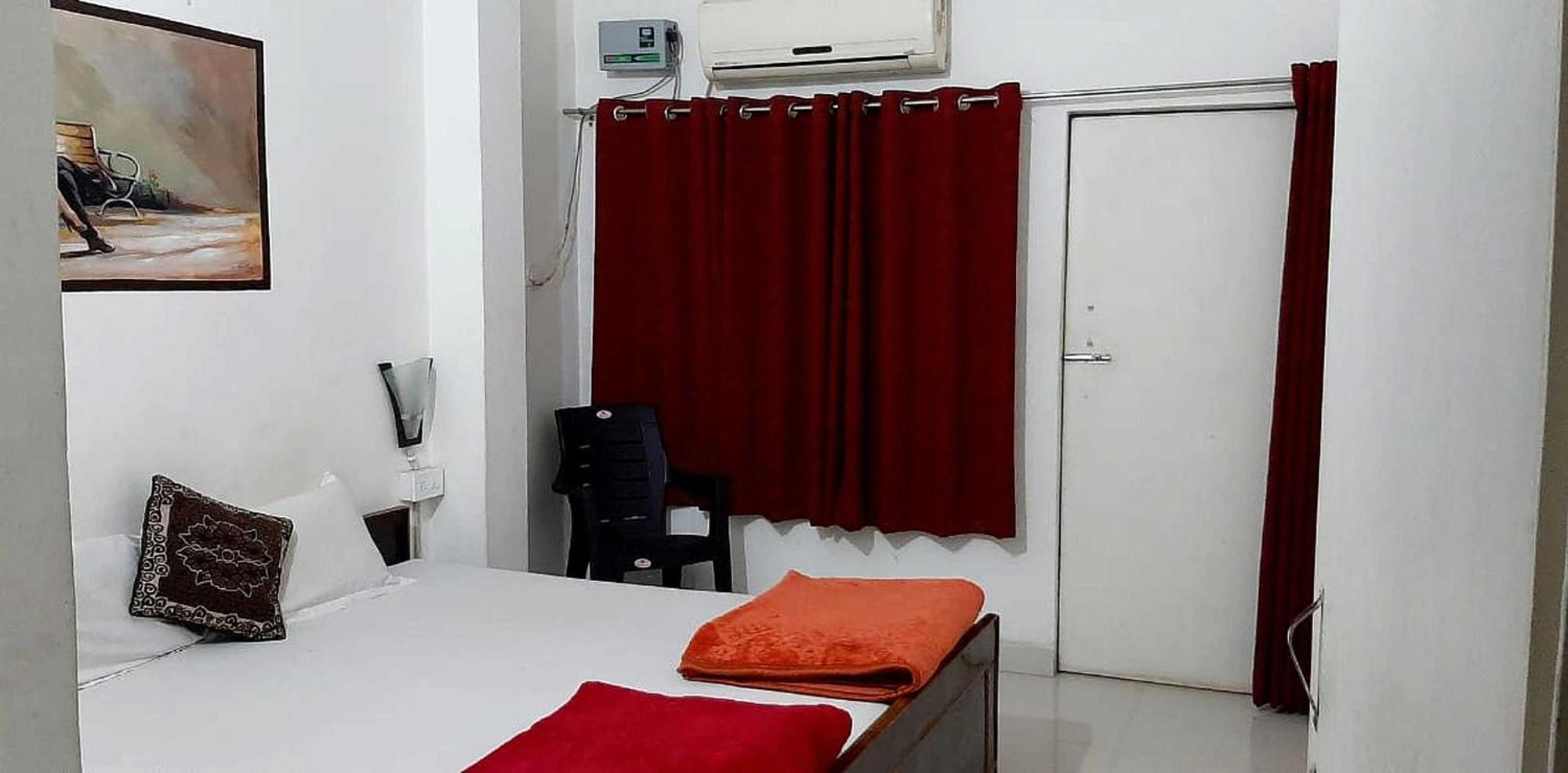 Spot On D C Medi Centre Hotel