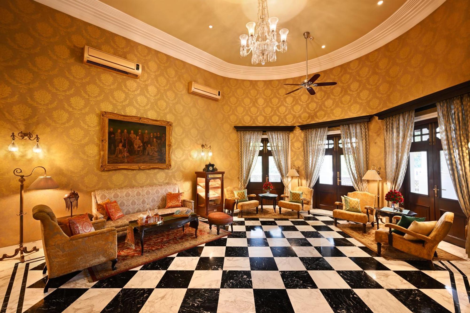 Taj Nadesar Palace Hotel Varanasi