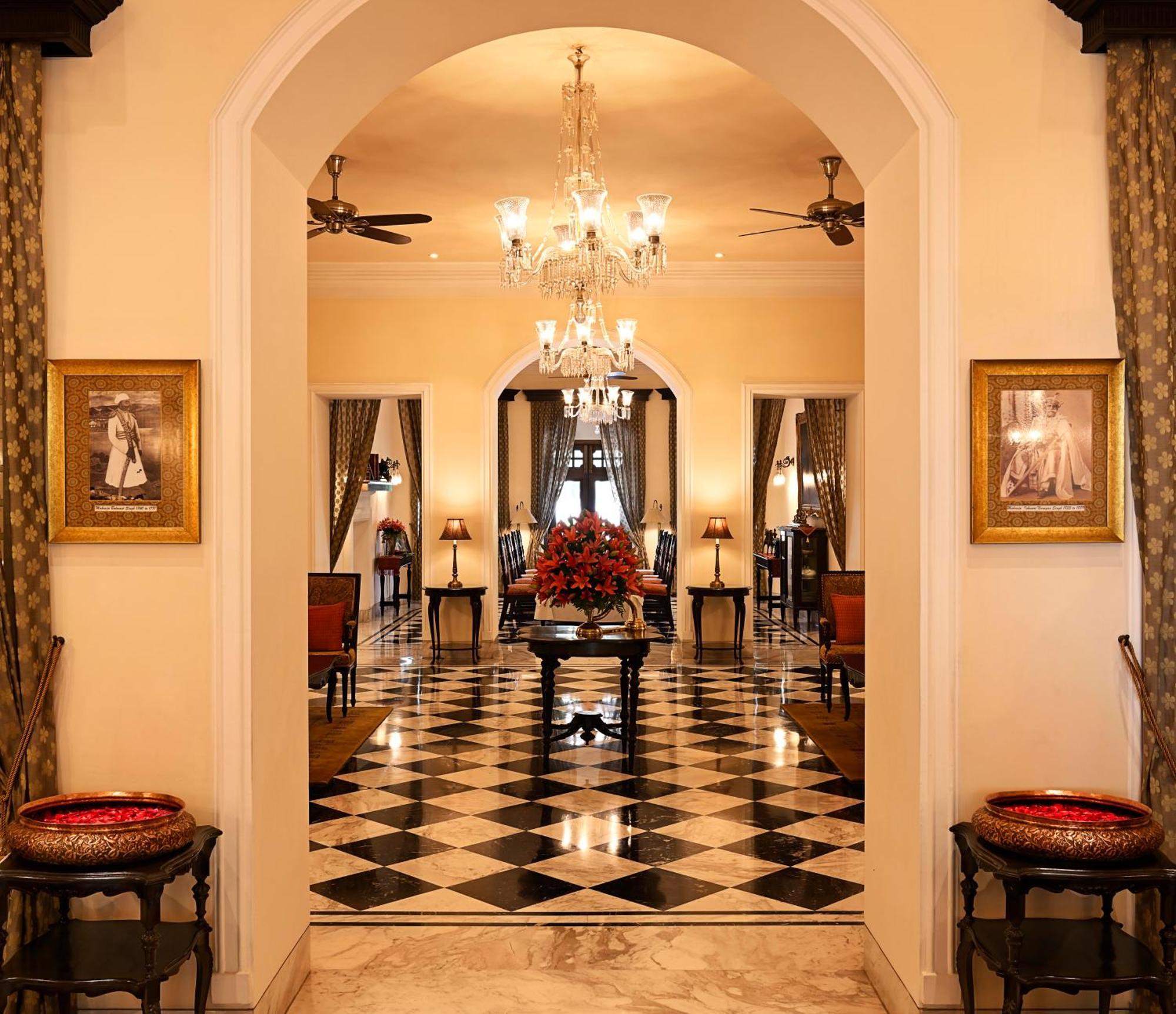 Taj Nadesar Palace 5*
