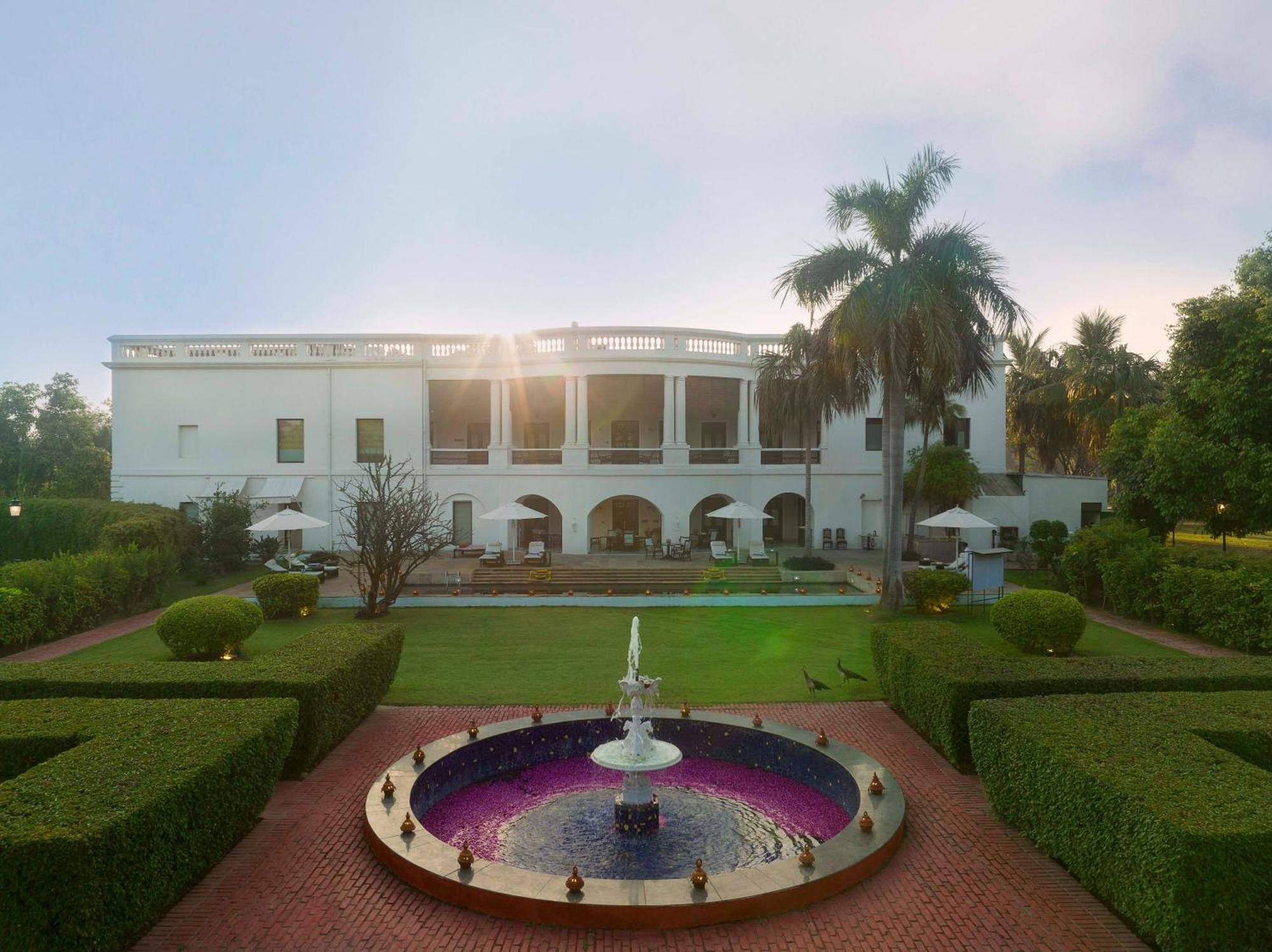 Hotel Taj Nadesar Palace 5*
