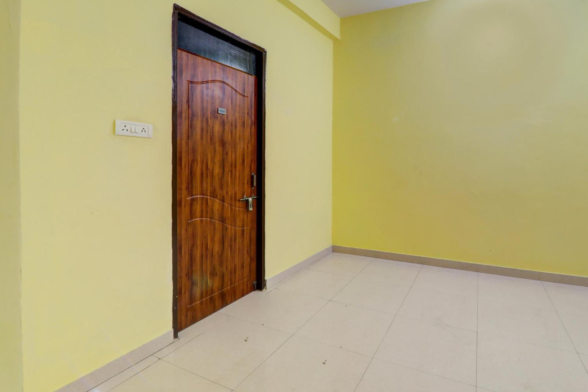 Super O Sadguru Hotel 3*