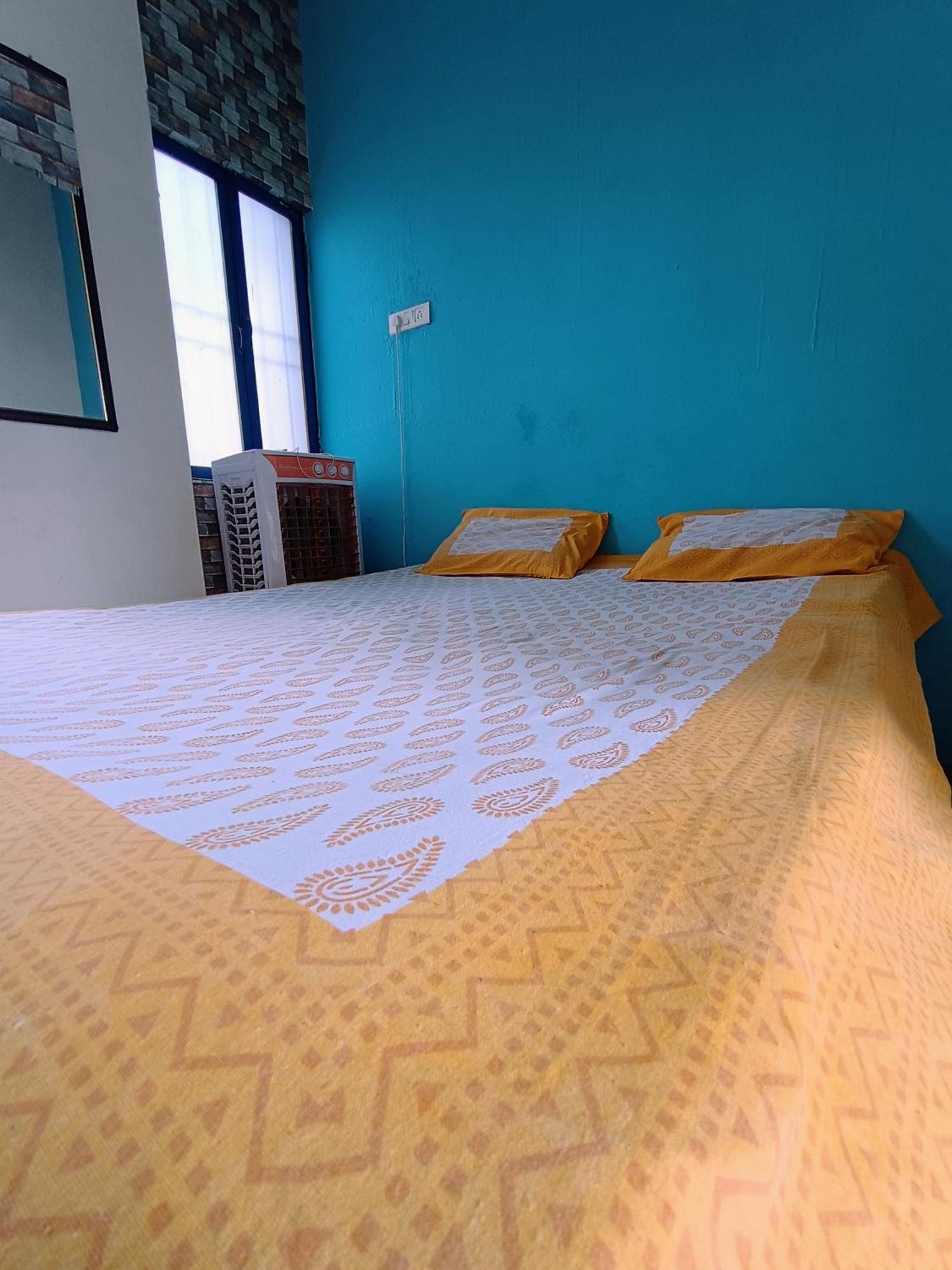 Guest house Sharda Varanasi