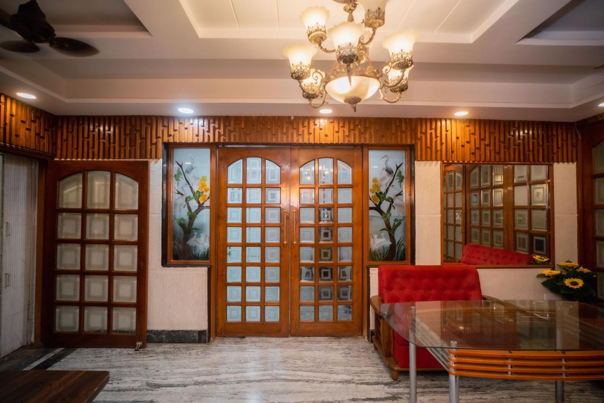 Pearl Courtyard Varanasi