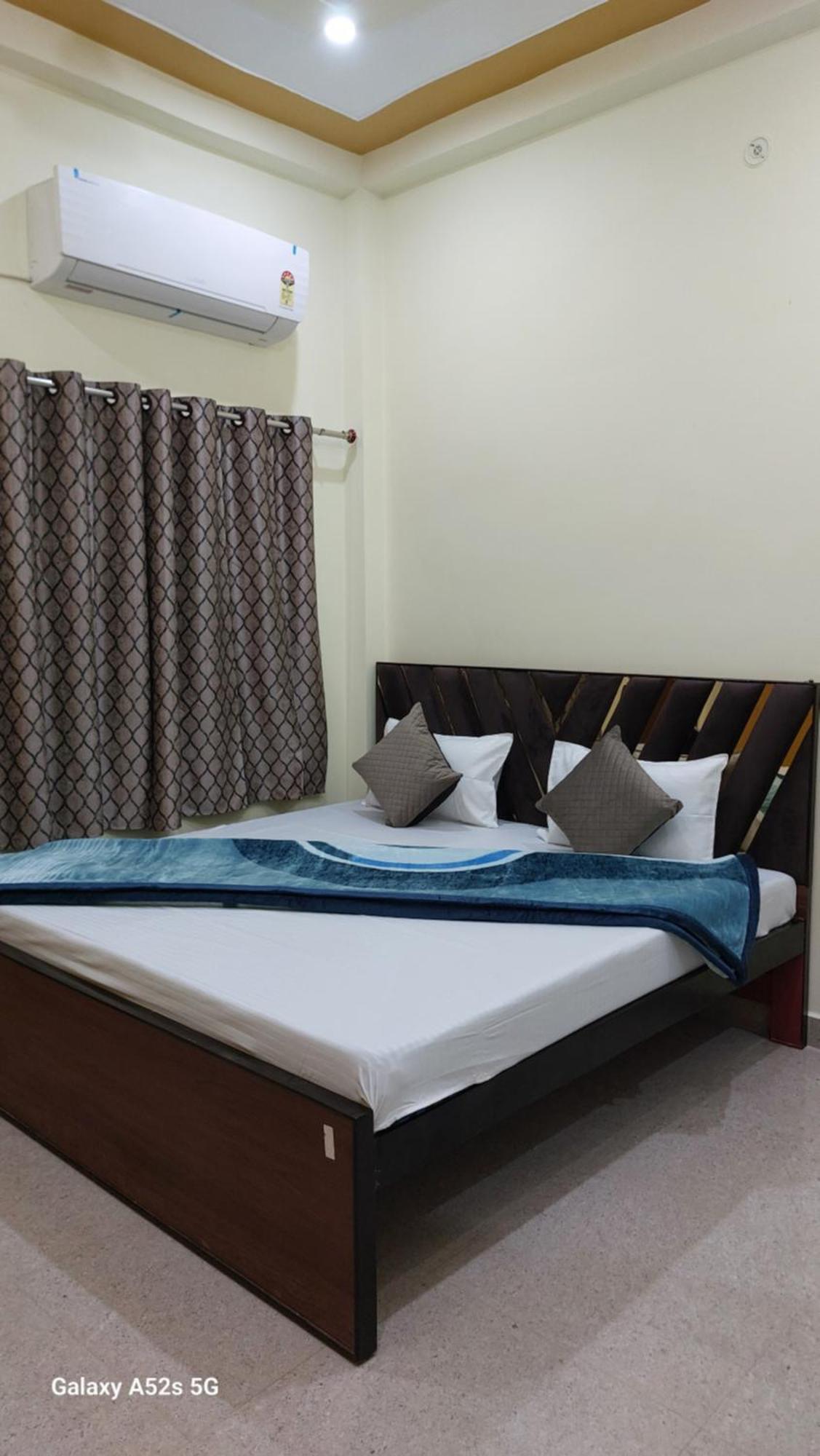 Guest house Narayani Paying