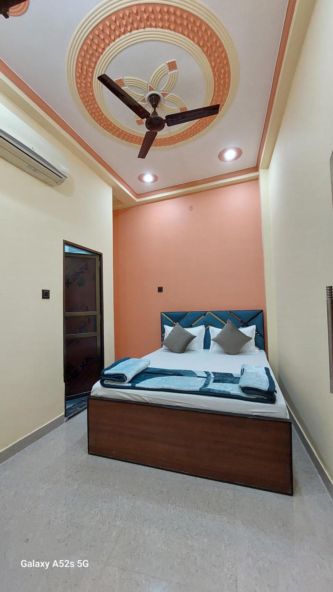 Guest house Narayani Paying *