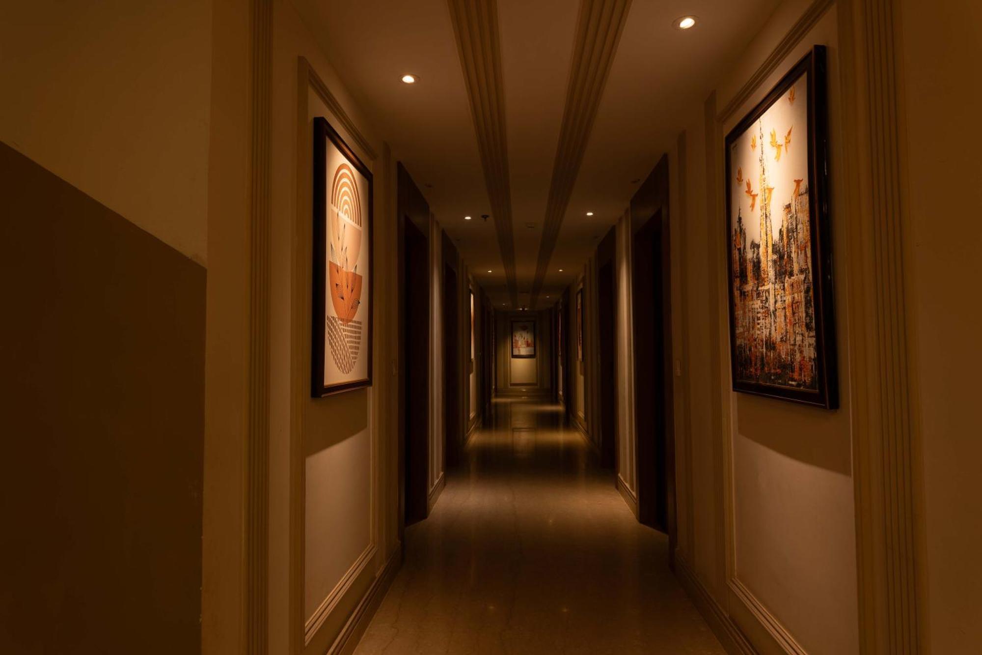 New Broadway Hotel Varanasi