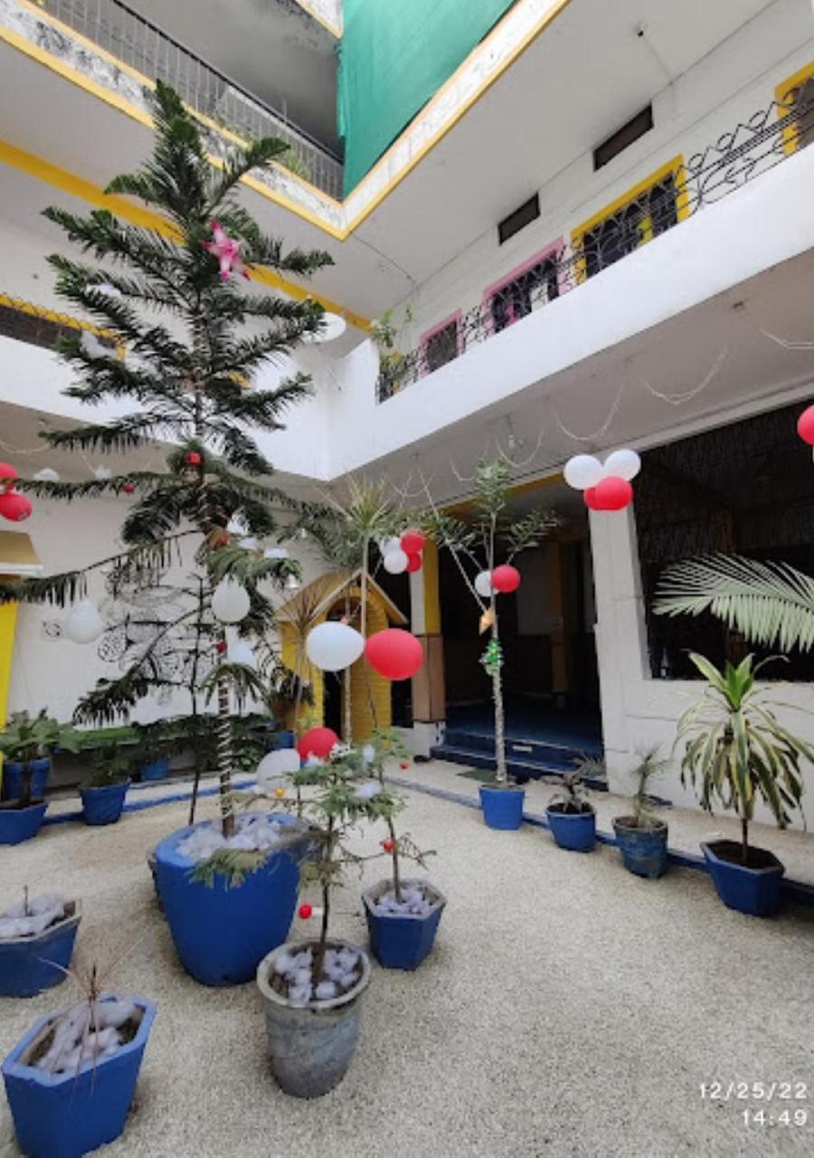 Hostelavie Hotel 4*