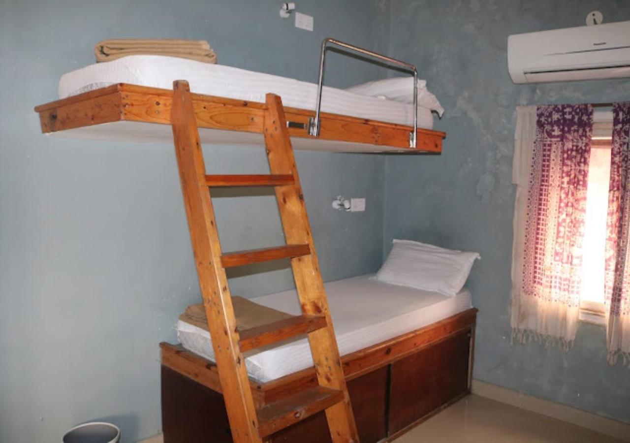 Hostelavie 4*