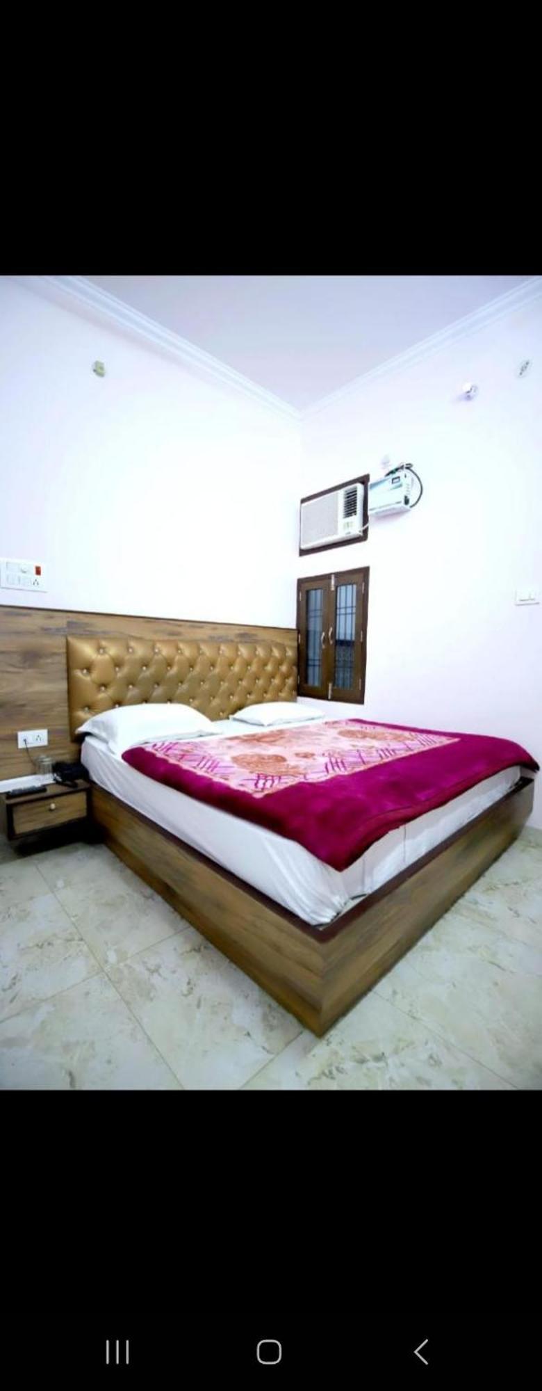 Blue Star Hotel