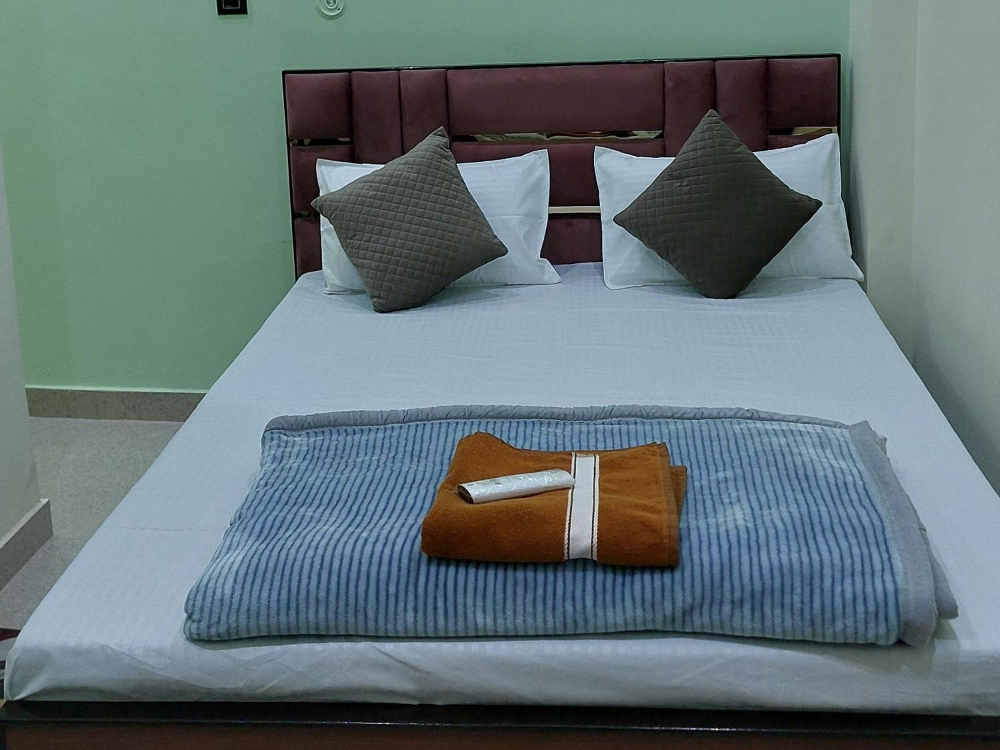 Guest house Narayani Paying Varanasi
