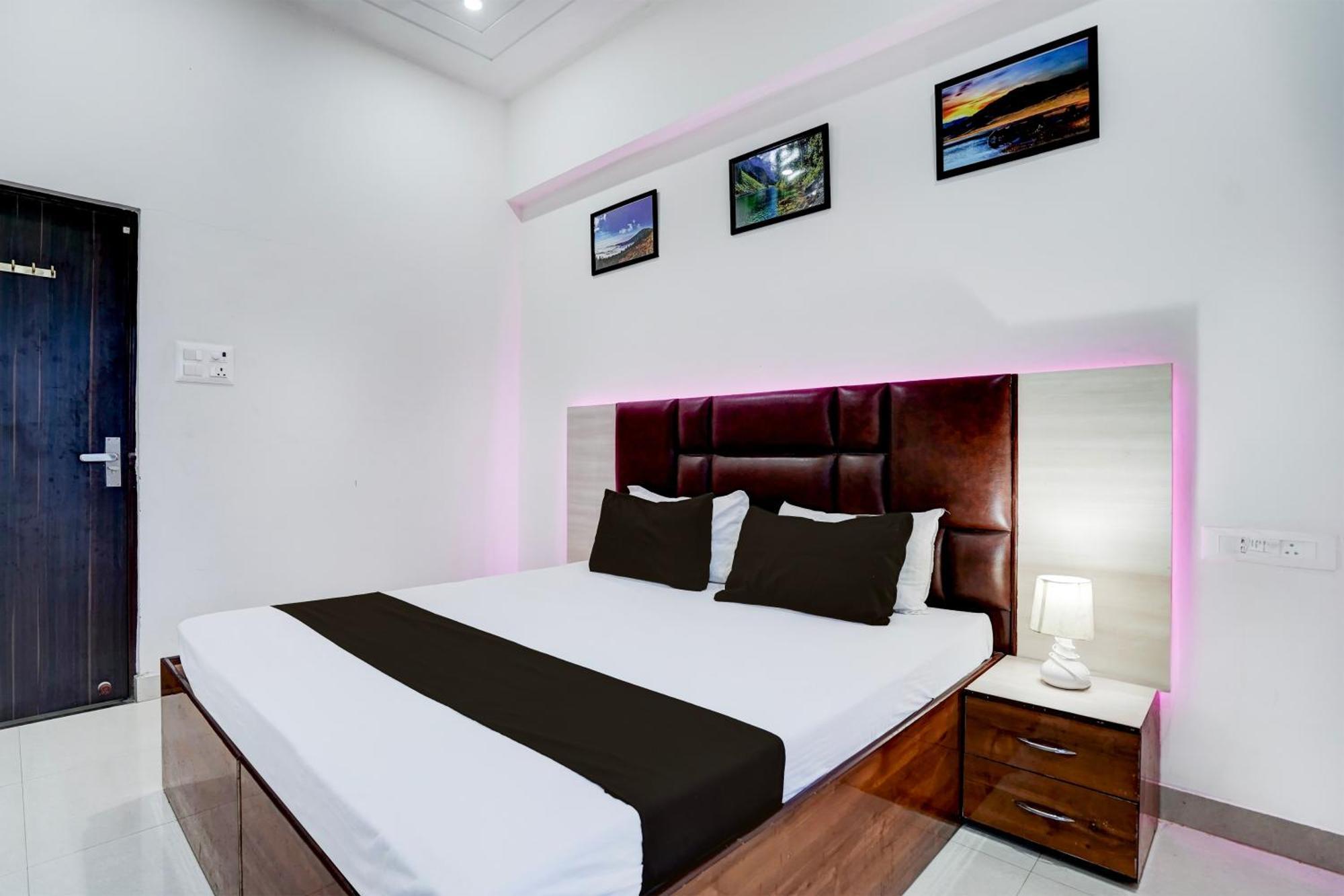 O Shivaalik Hotel