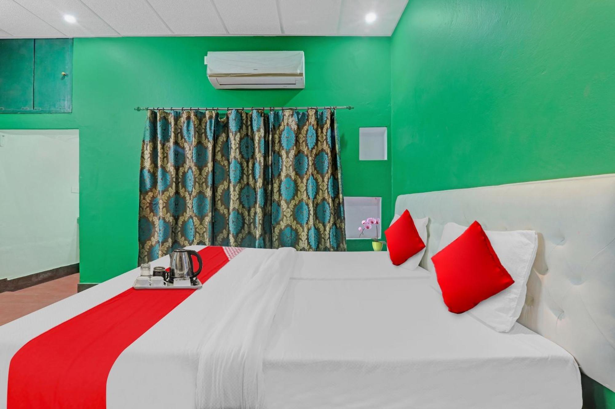 O Surbhi G House Hotel Varanasi
