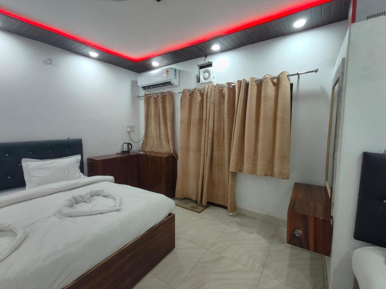 Chandra Residency - Kashi