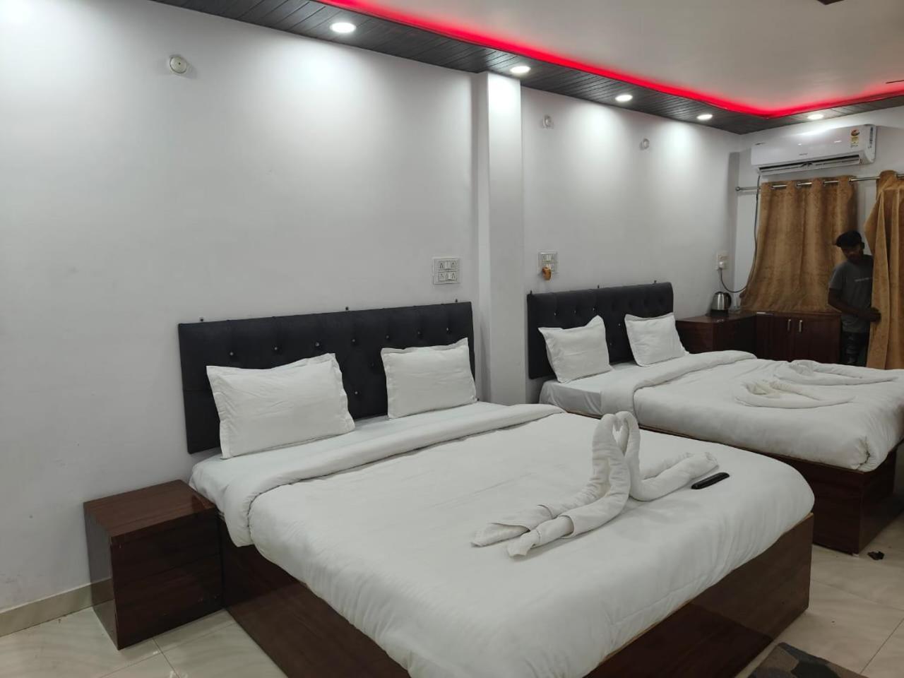 Chandra Residency - Kashi Hotel 3*