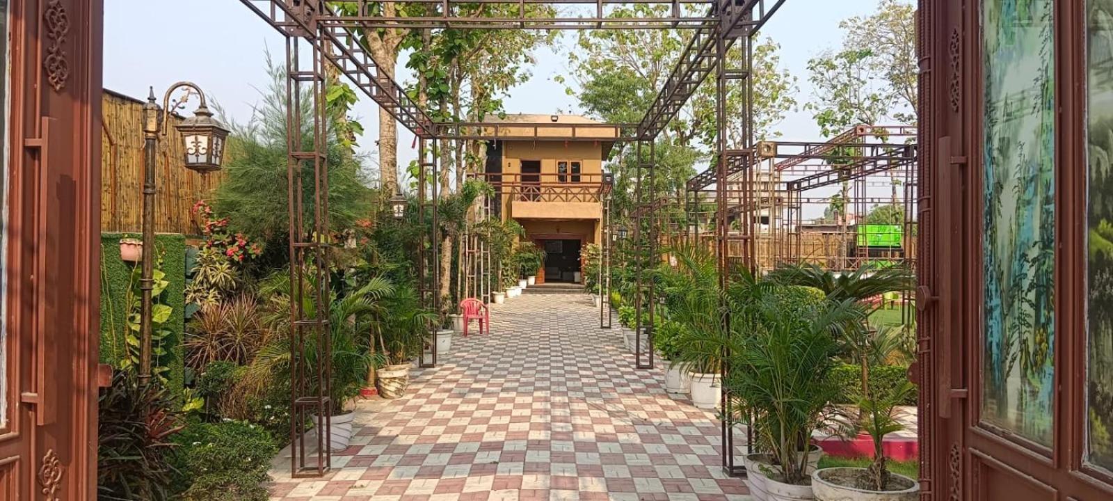 Krishna Vatika Lawn And 4*