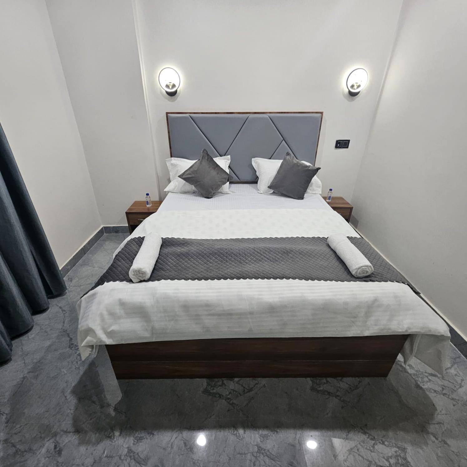Guest house The Shivaay Palace *