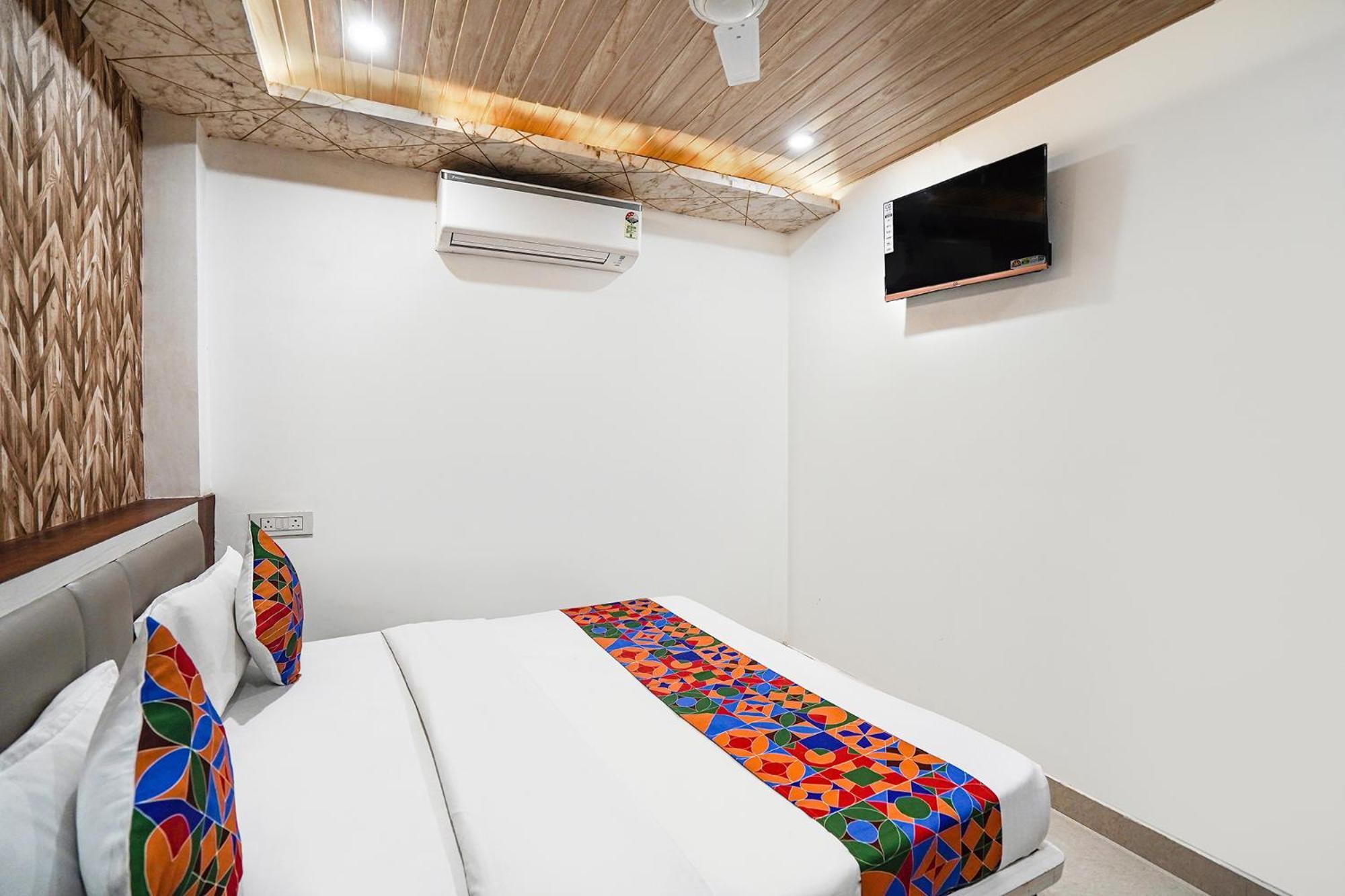 Hotel Fabhotel The Pleasure 2*