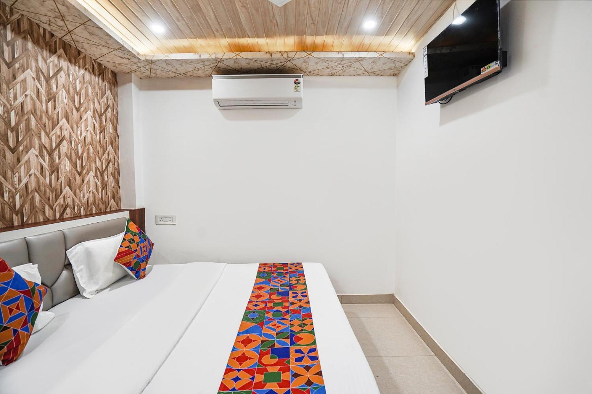 Fabhotel The Pleasure Varanasi