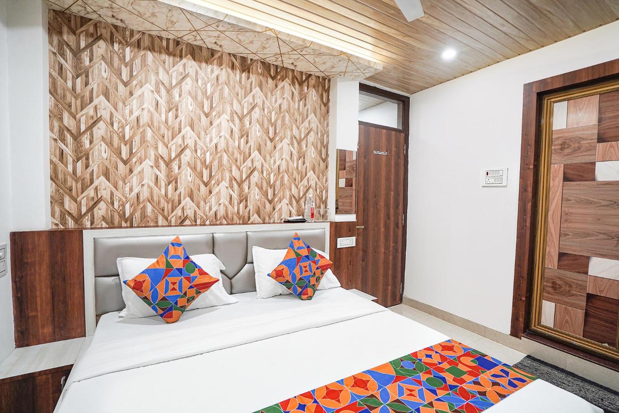 Fabhotel The Pleasure Hotel Varanasi