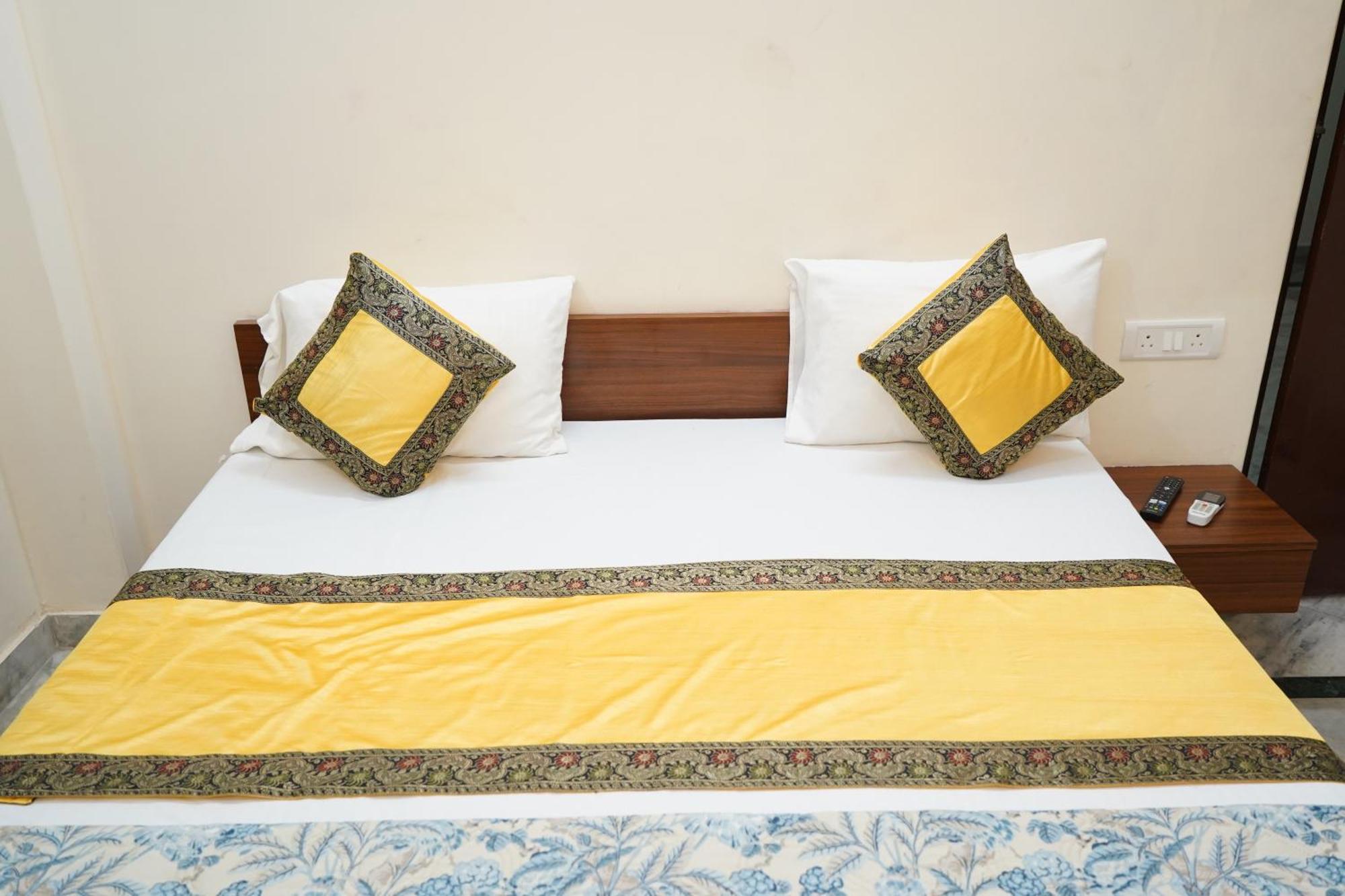 Kashi Paradise By Visitkashi Homestay *