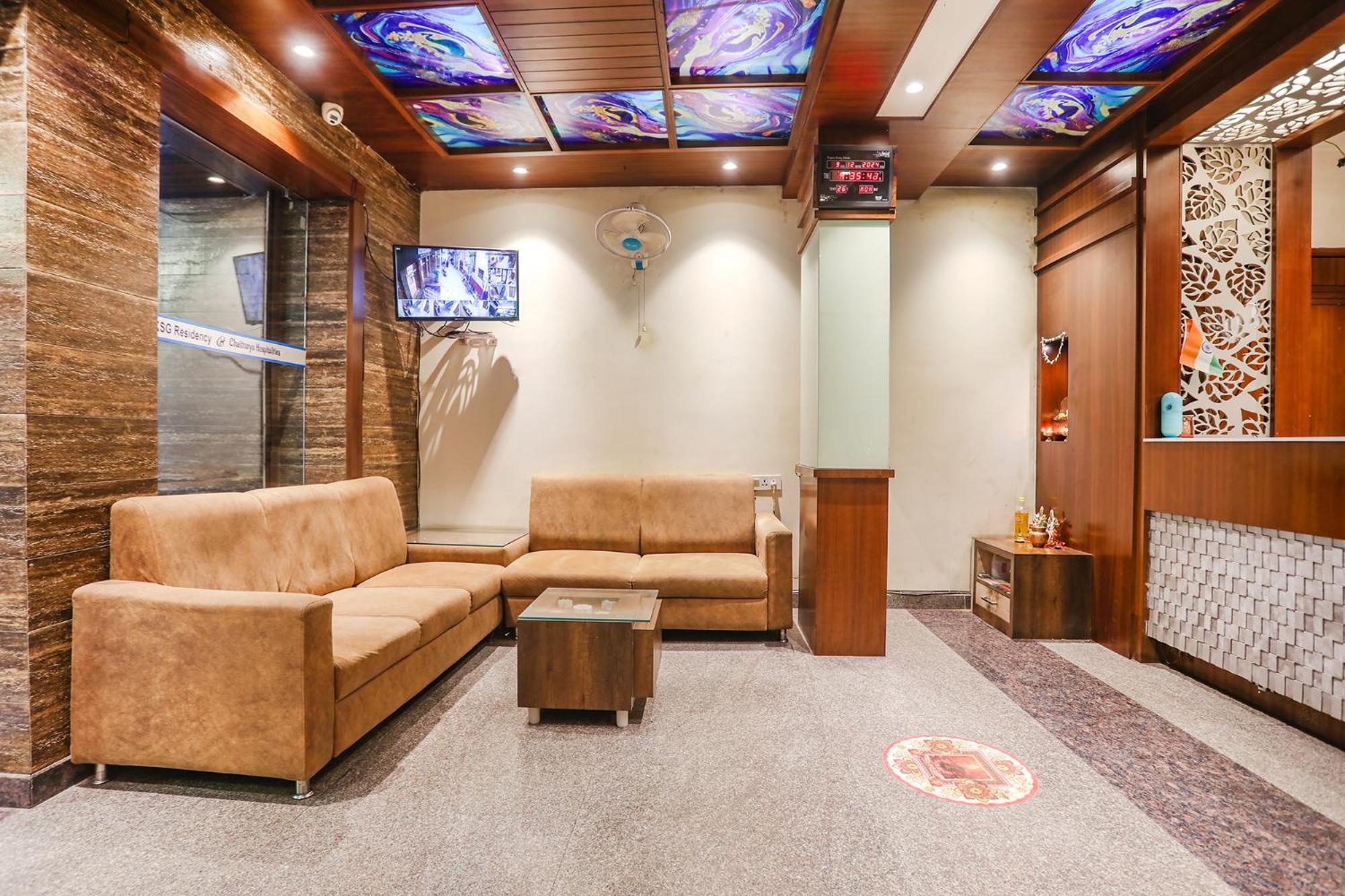 Fabhotel Ksg Residency Varanasi