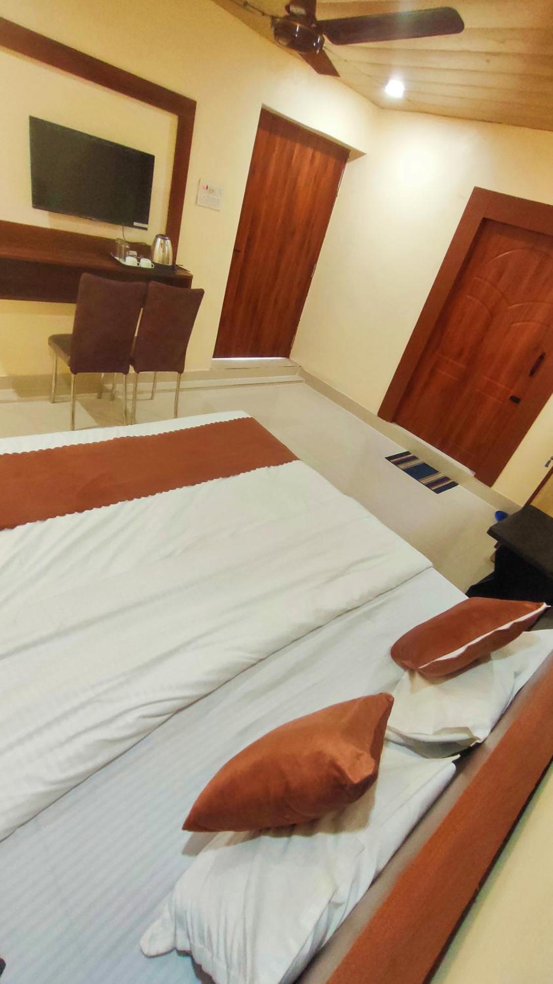 Hitansh Guest house Varanasi