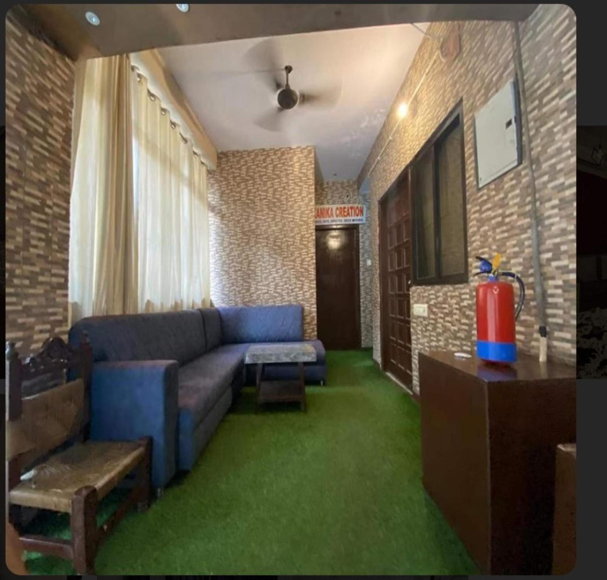 New Ashiyana Palace Near Ganga Ghat And Vishwanath Temple Varanasi