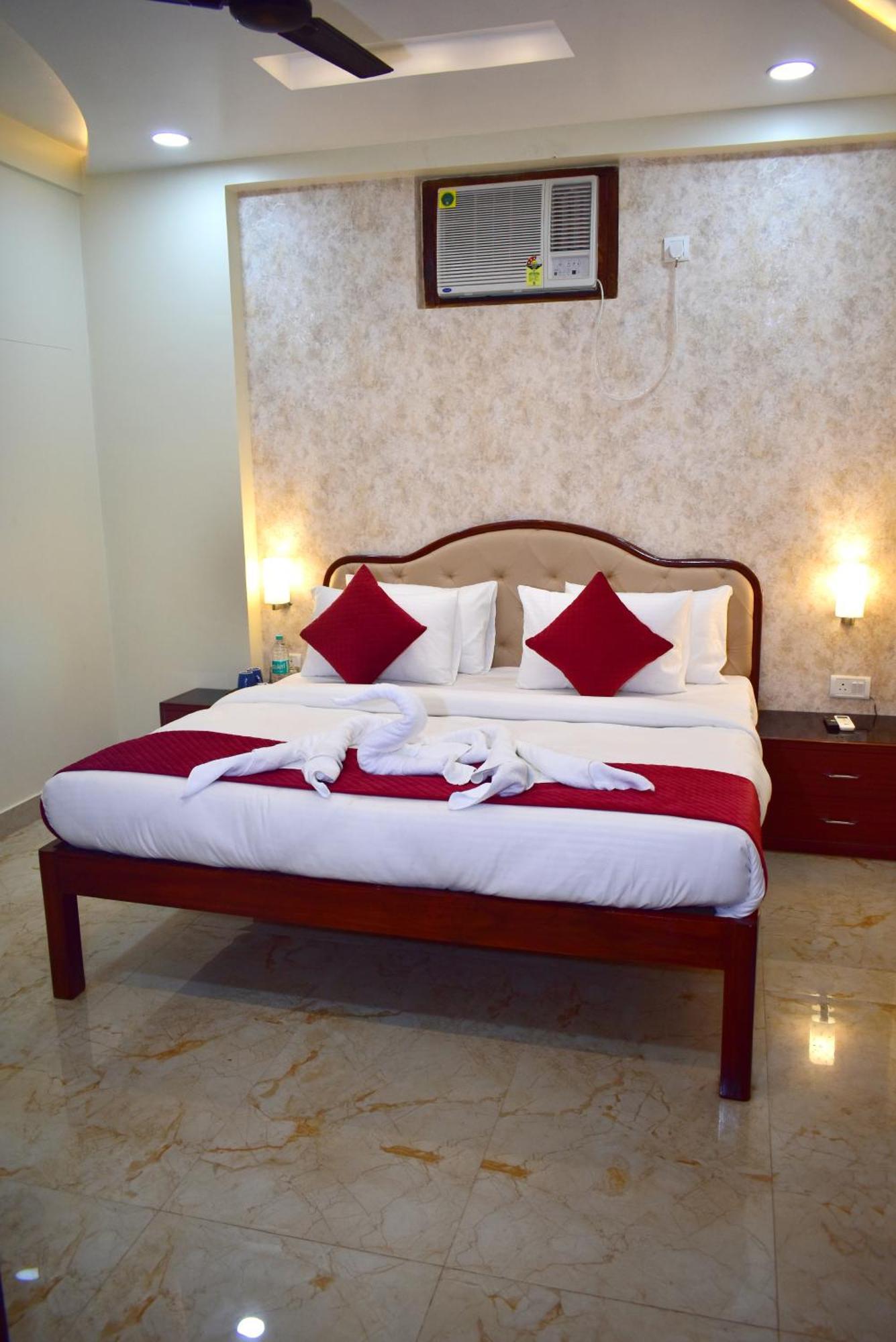 Kashi - Ratan Near Kashi Vishwanath Temple Hotel Varanasi