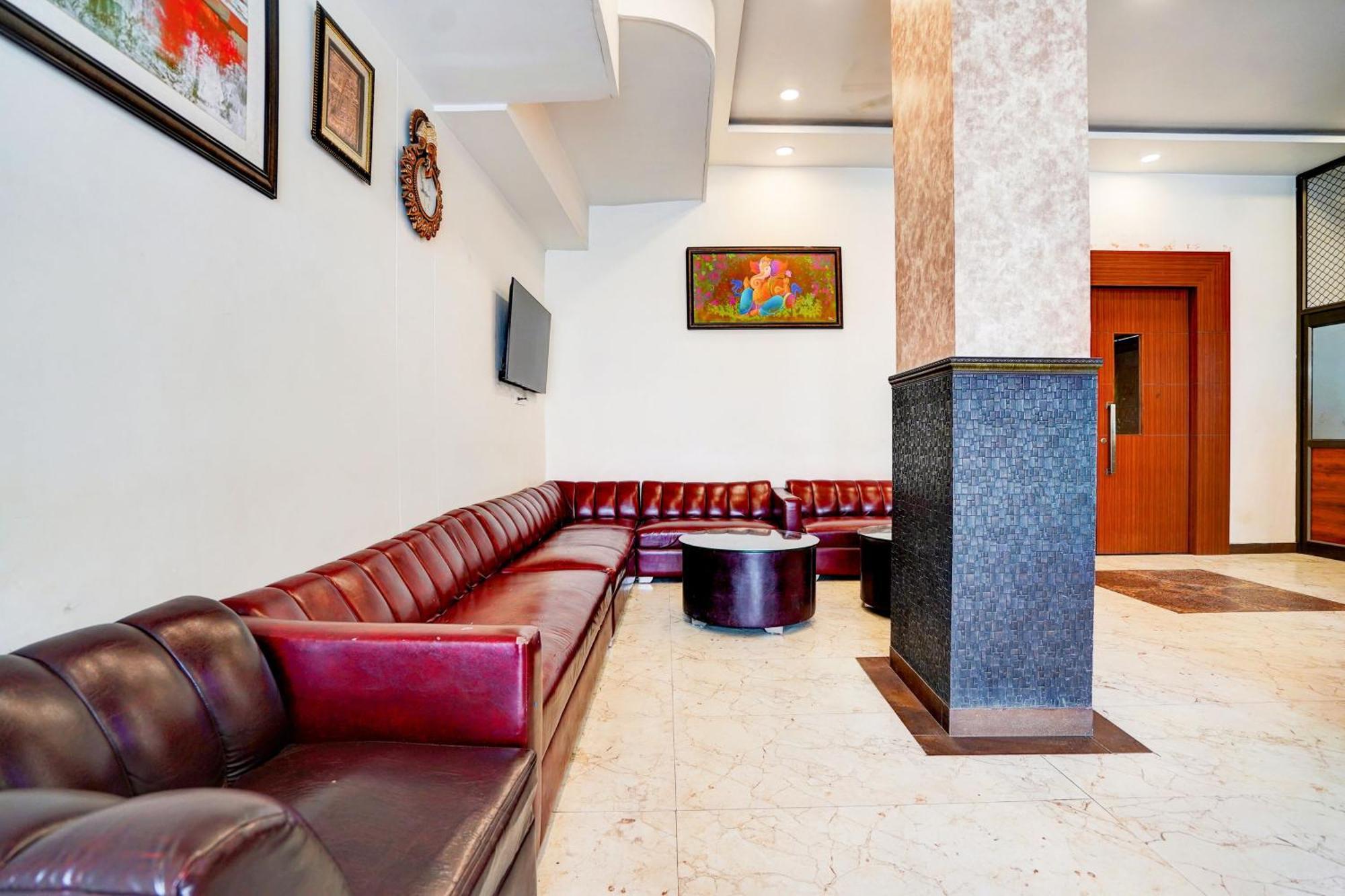 Townhouse Ram Katora Near Vishwanath Temple Formerly Sv Grand Hotel 3*