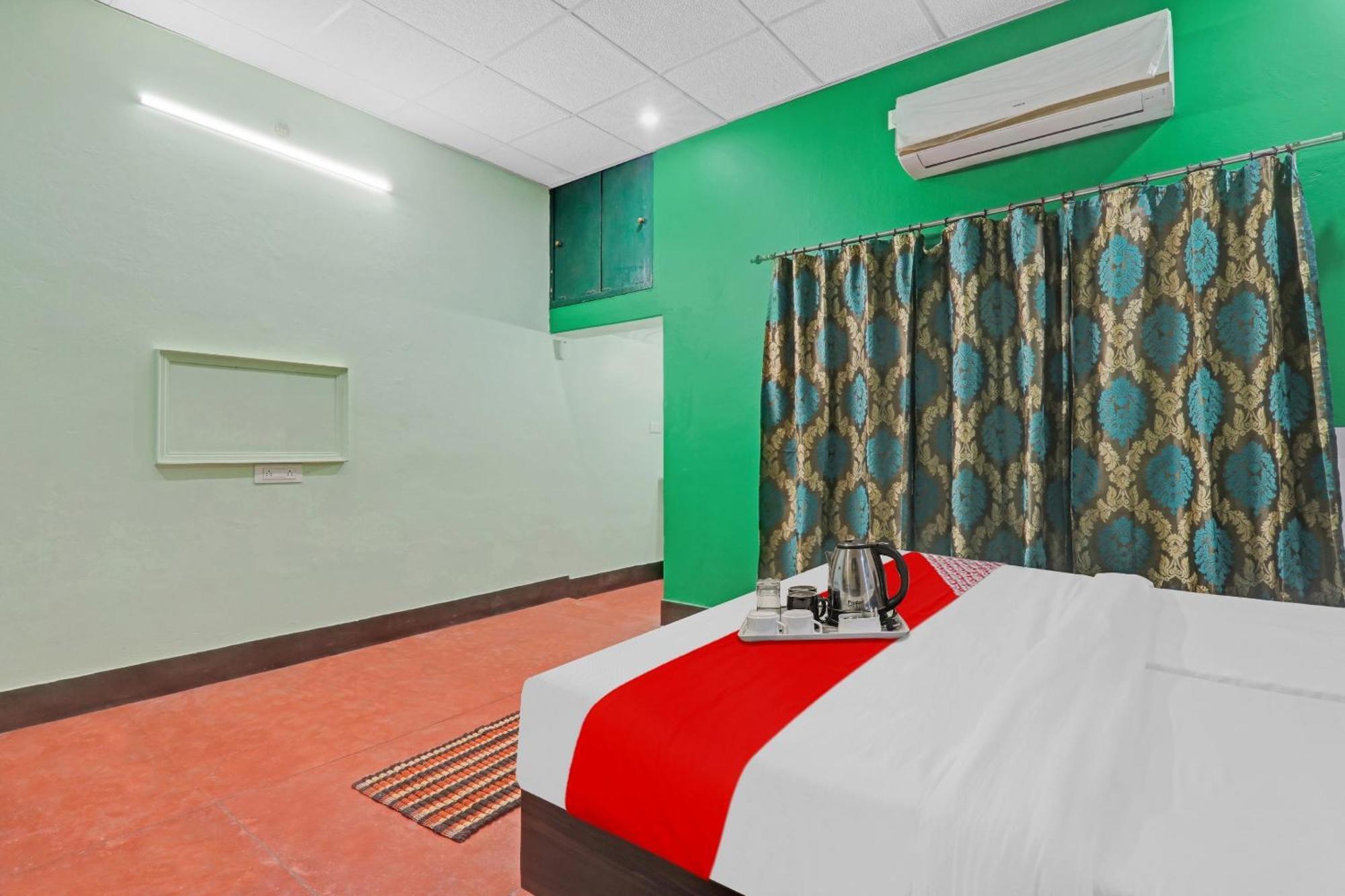 O Surbhi G House Hotel 3*