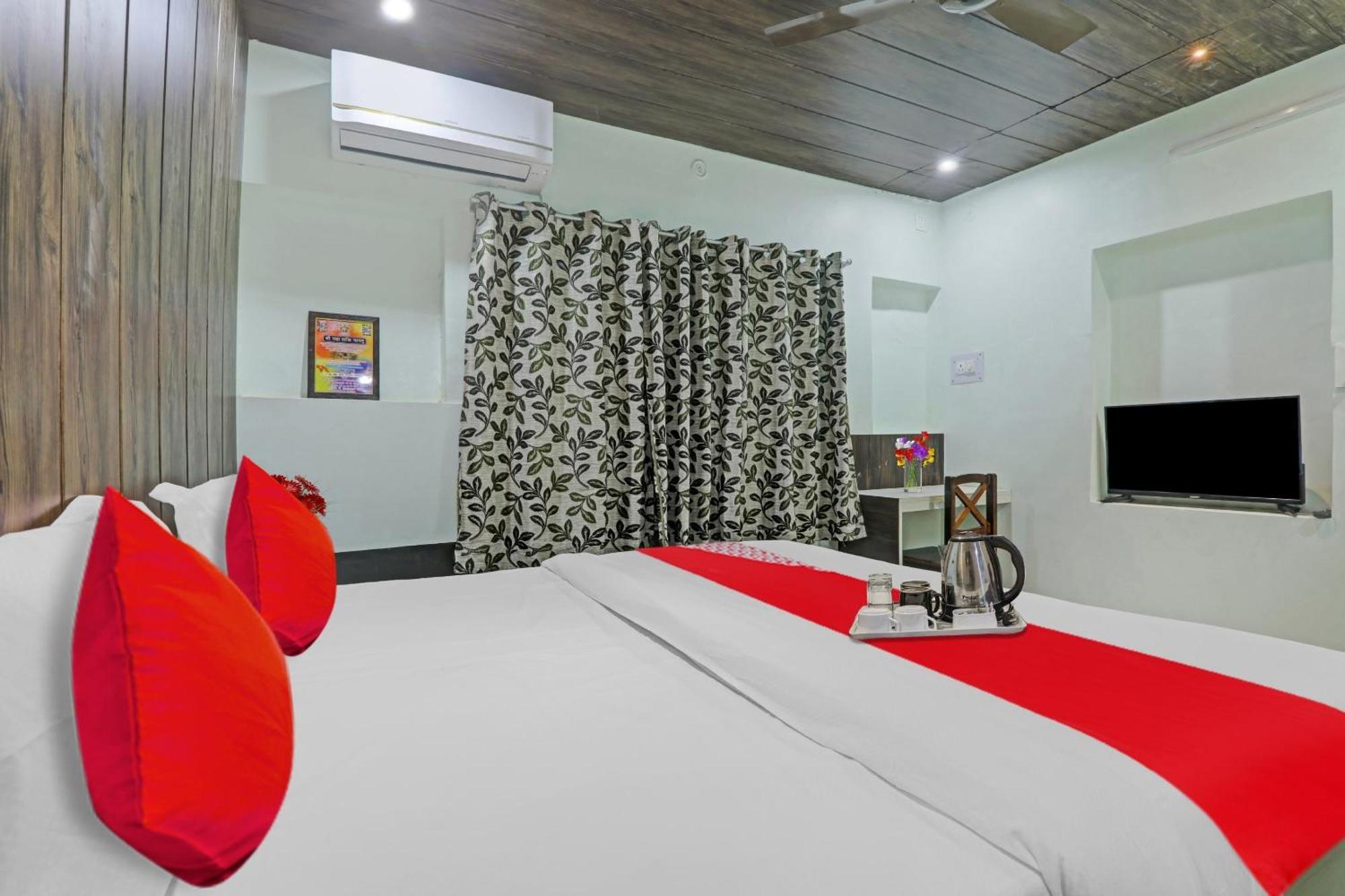 O Surbhi G House Hotel 3*