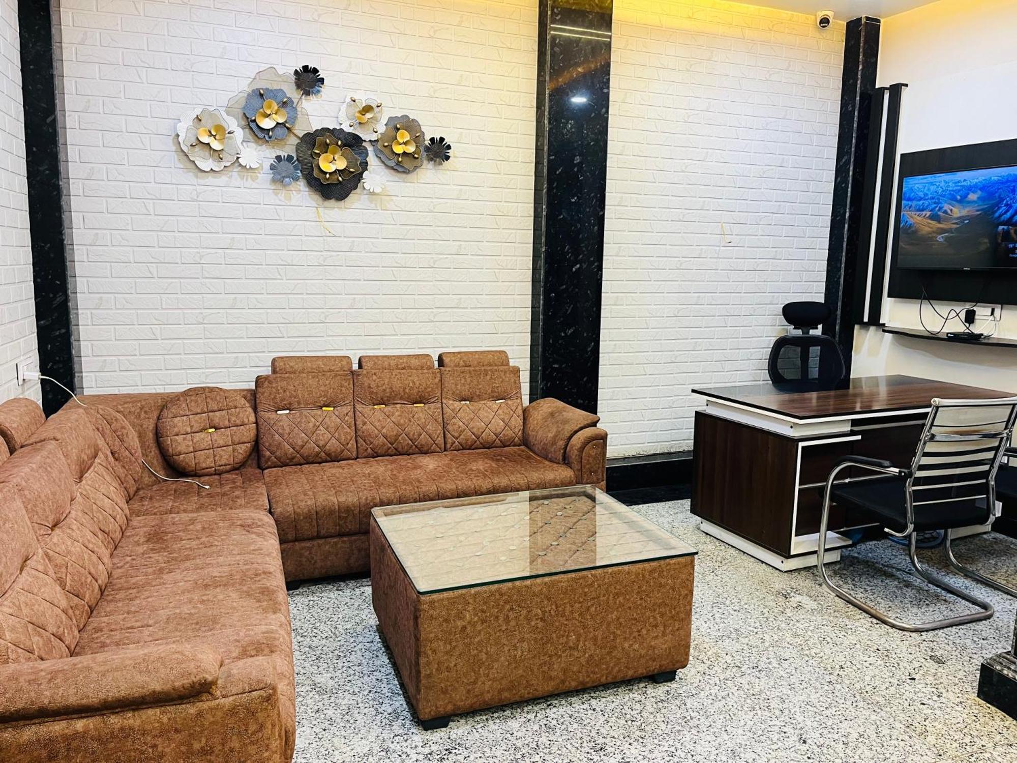 Aastha 3* Varanasi